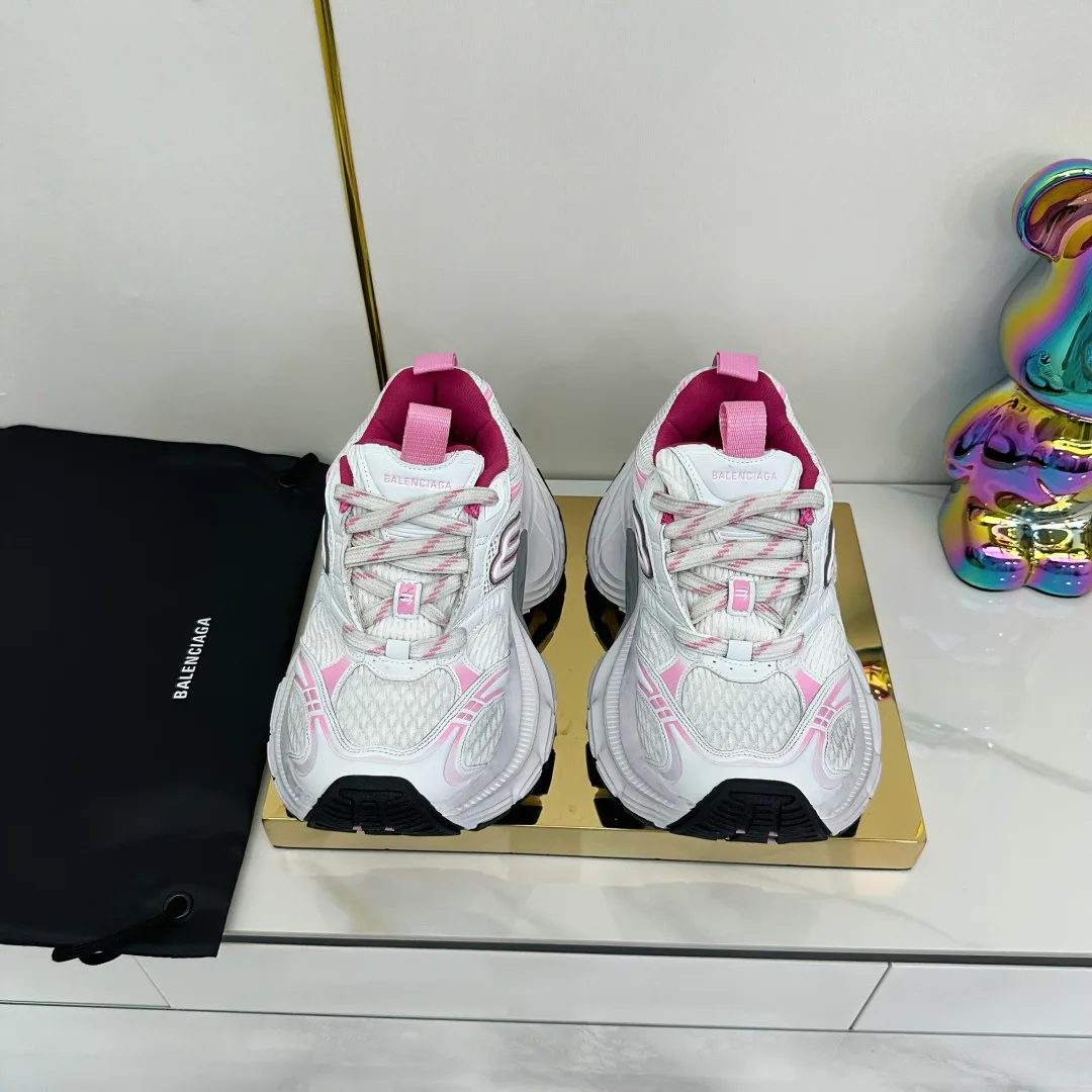 Кроссовки Женские Balenciaga 11567670