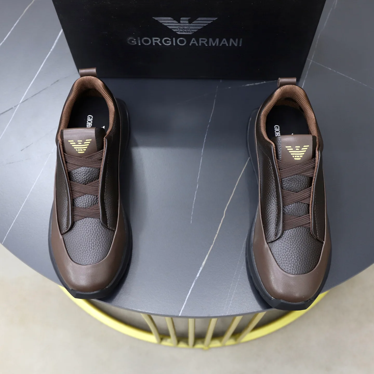 Кроссовки Мужские Armani 17604366