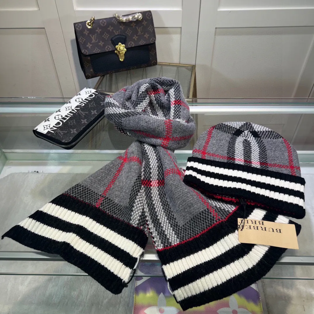 Головные Уборы Burberry 823938