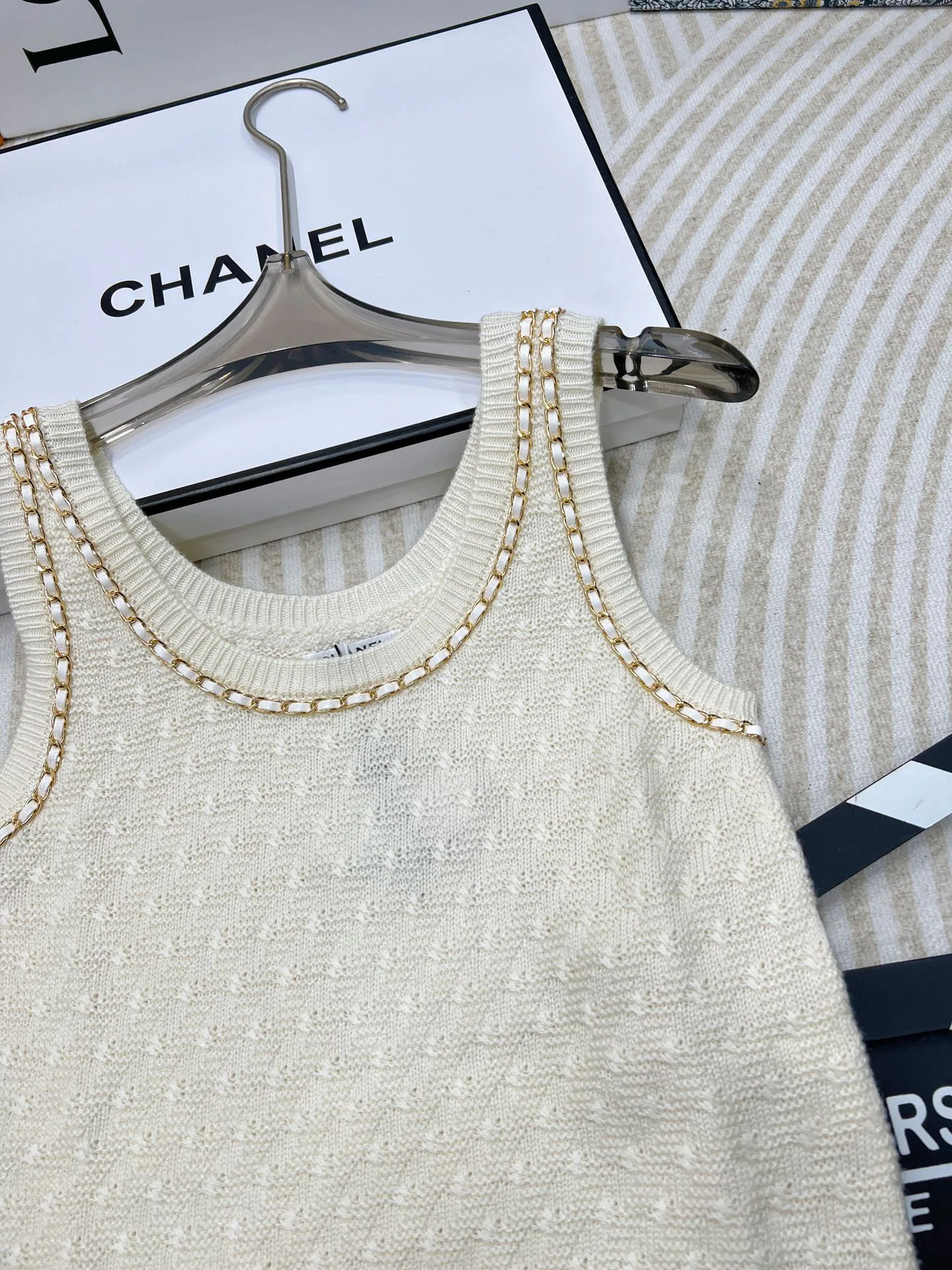 Жилеты Женские Chanel 6173075