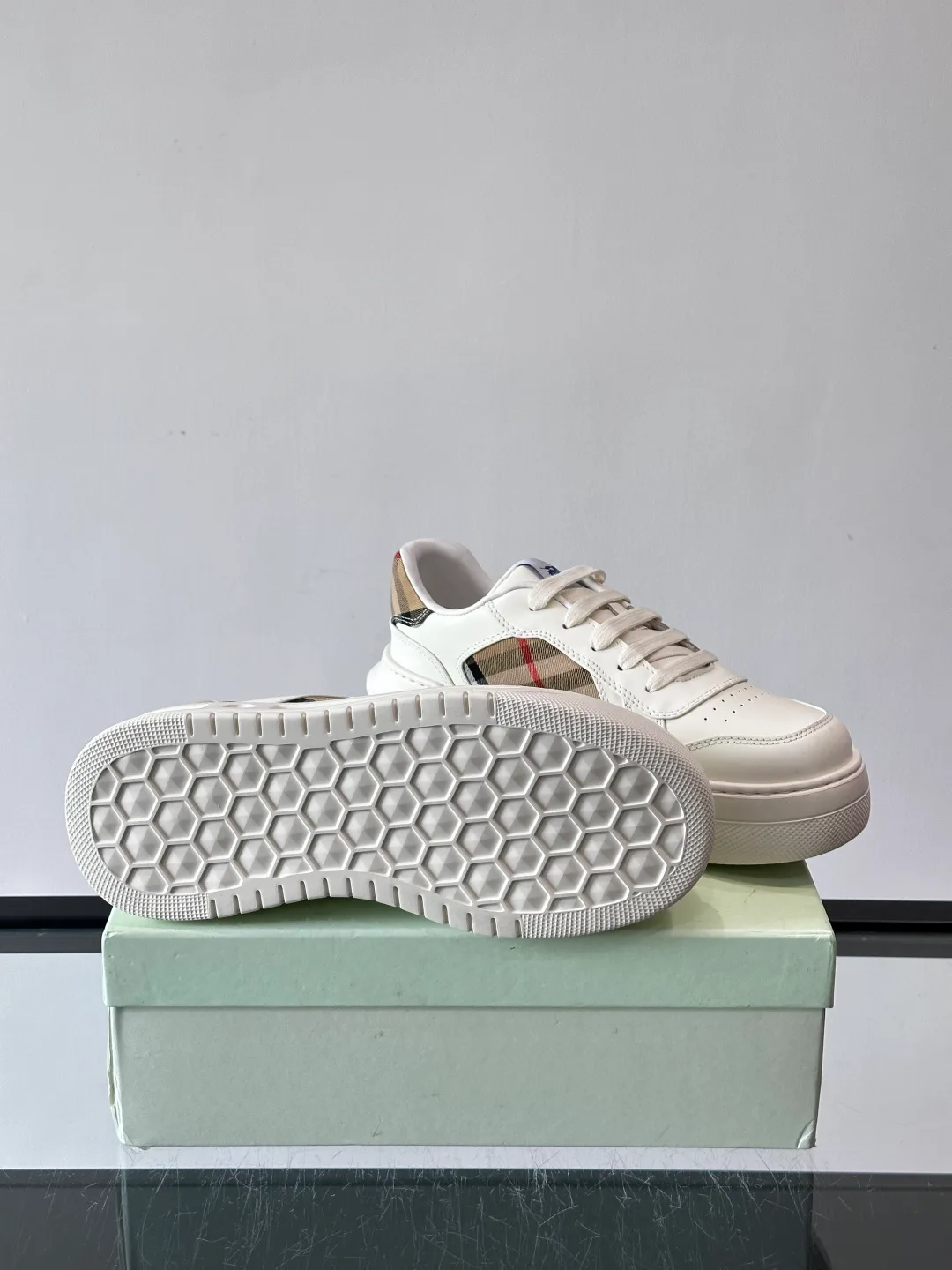 Кроссовки Мужские Burberry 10822699