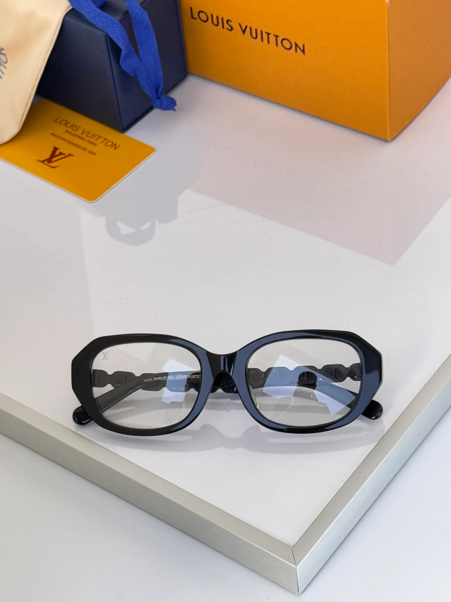 Очки Louis Vuitton 1973078