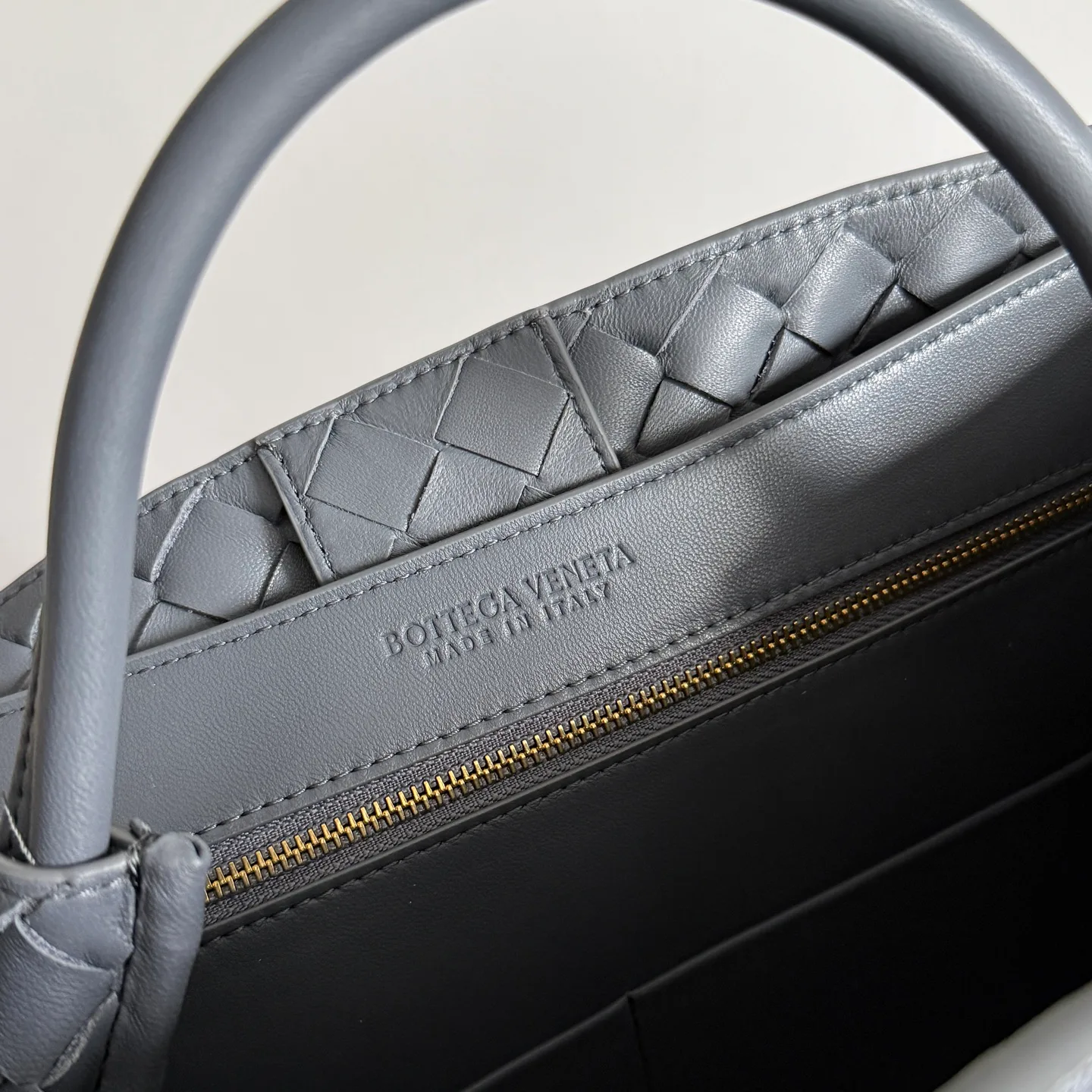Классические Сумки Женские Bottega Veneta 16890025