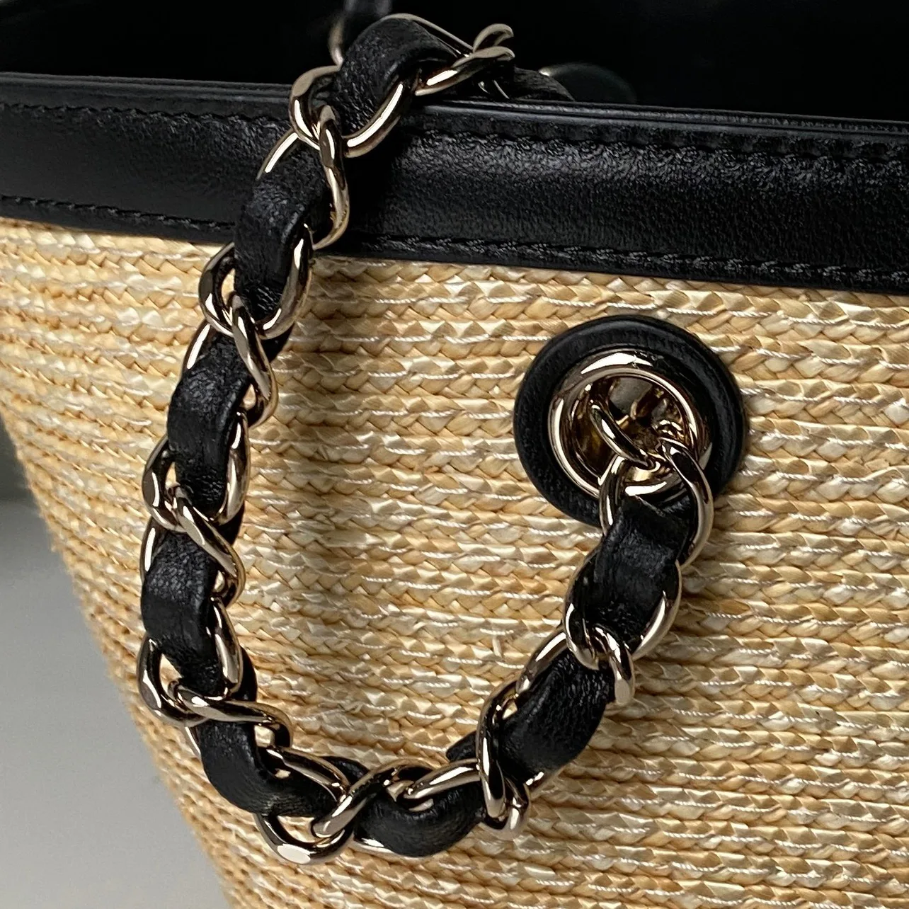 Классические Сумки Женские Chanel 18207954