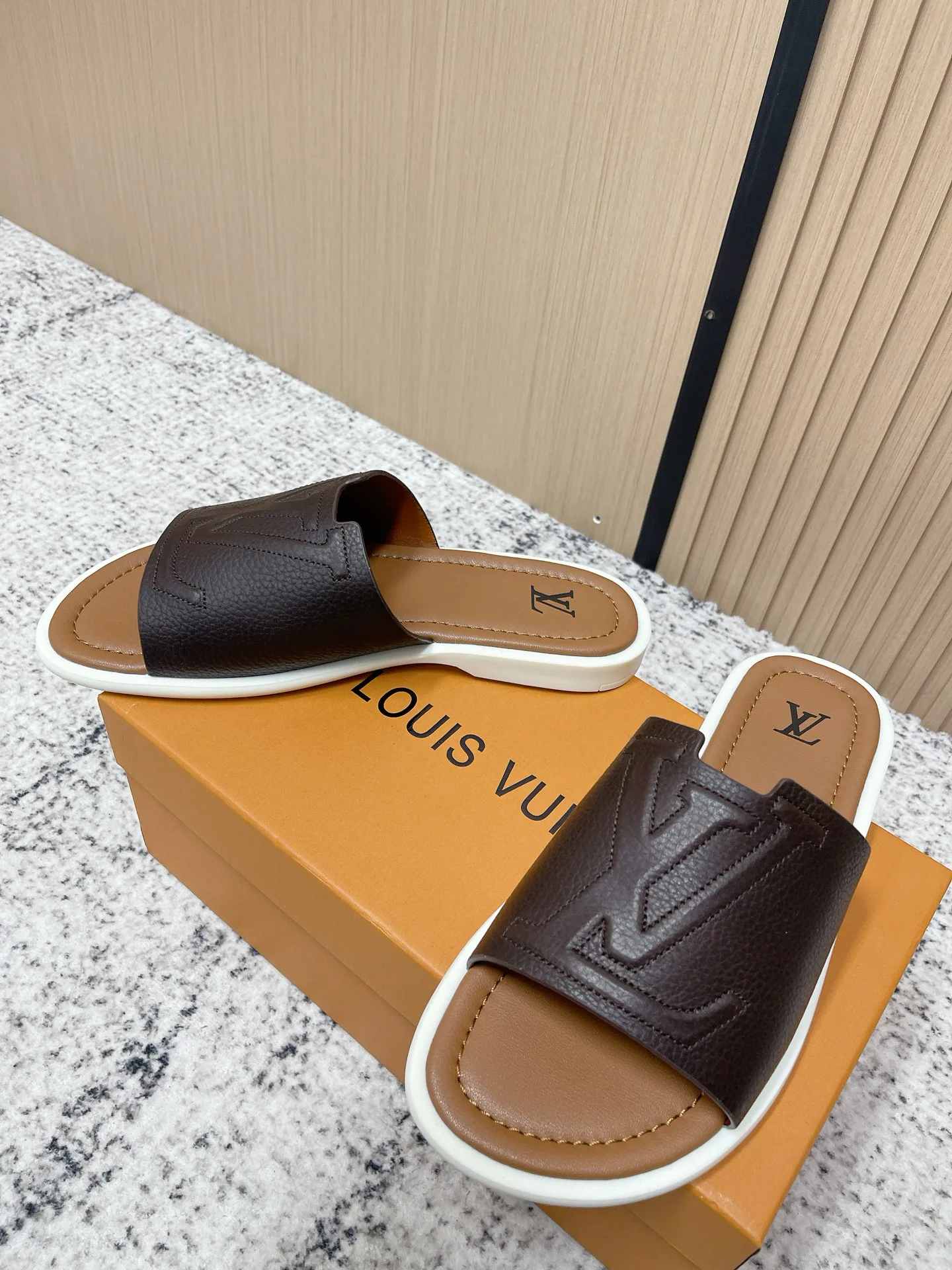 Сандалии Мужские Louis Vuitton 12785784