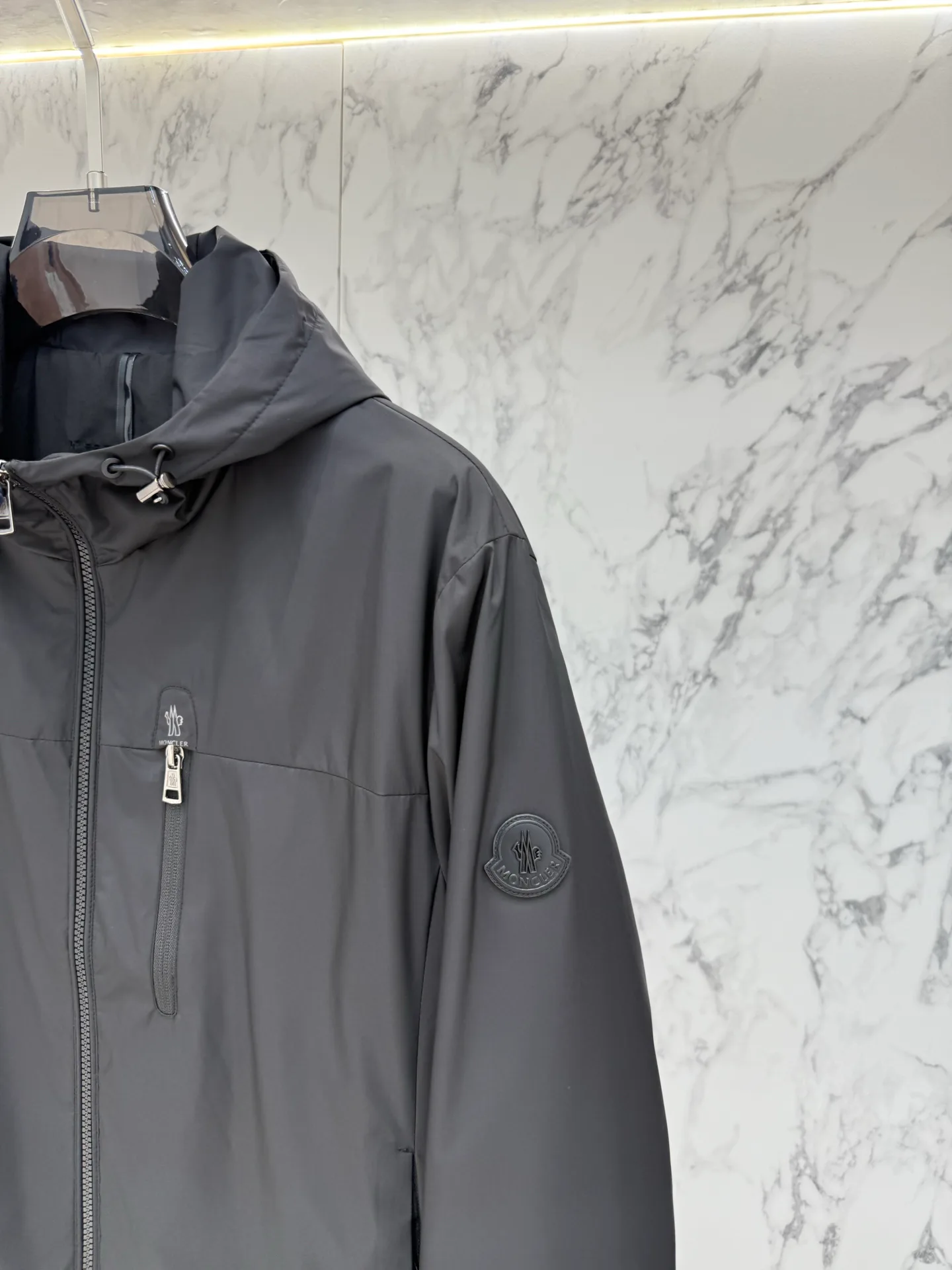 Куртки И Пуховики Мужские Moncler 17944114