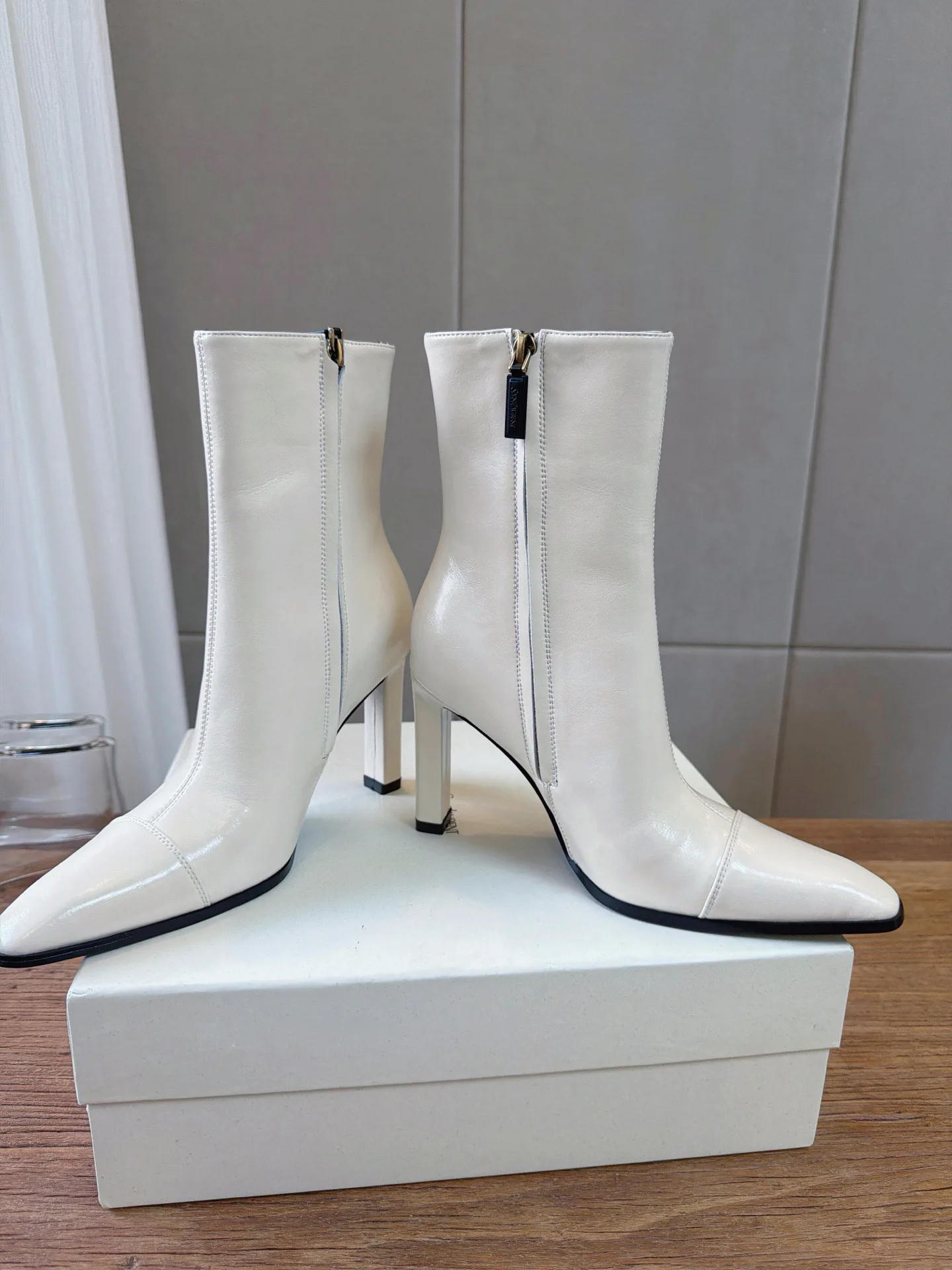 Ботильоны Женские Saint Laurent 18667023