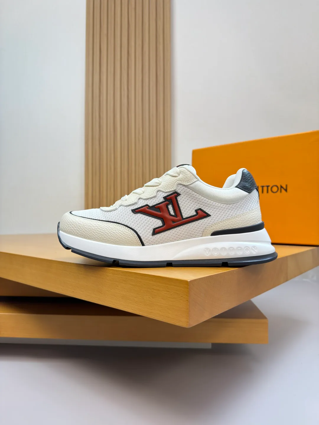 Кроссовки Мужские Louis Vuitton 9898470