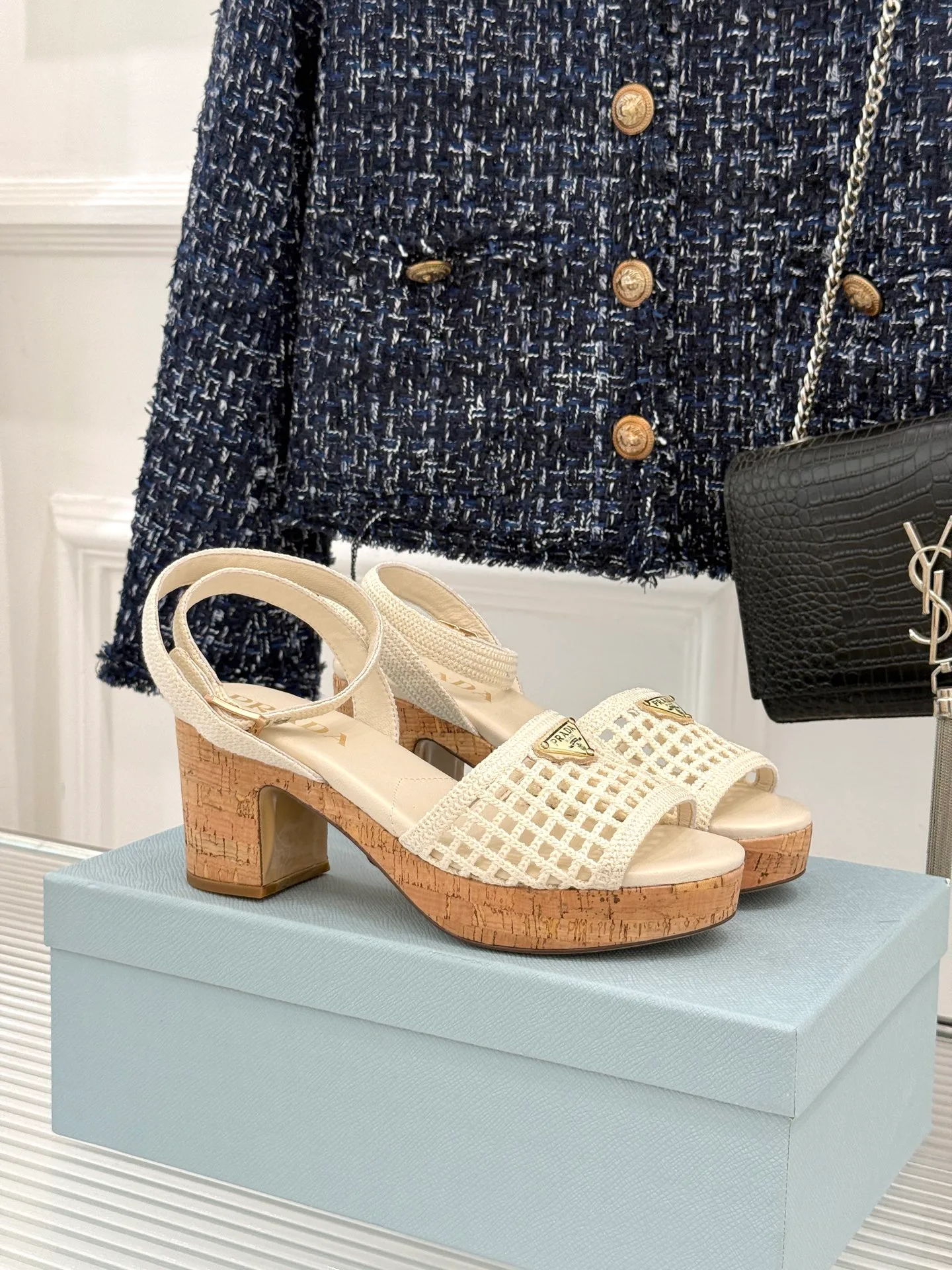 Босоножки Женские Prada 17467512