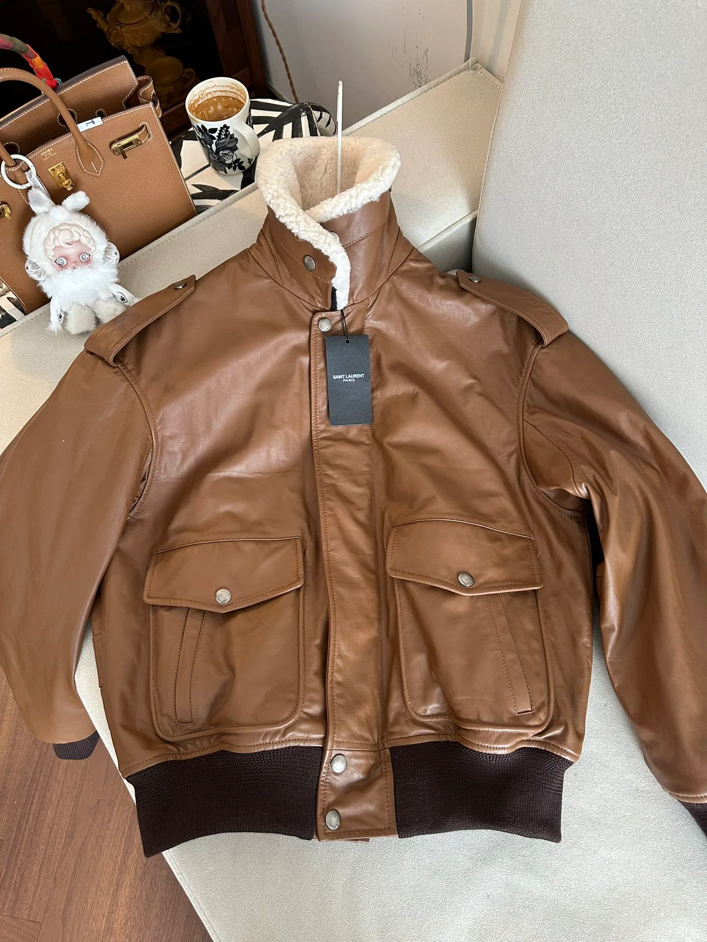 Кожаные Куртки И Дублёнки Женские Saint Laurent 1504928