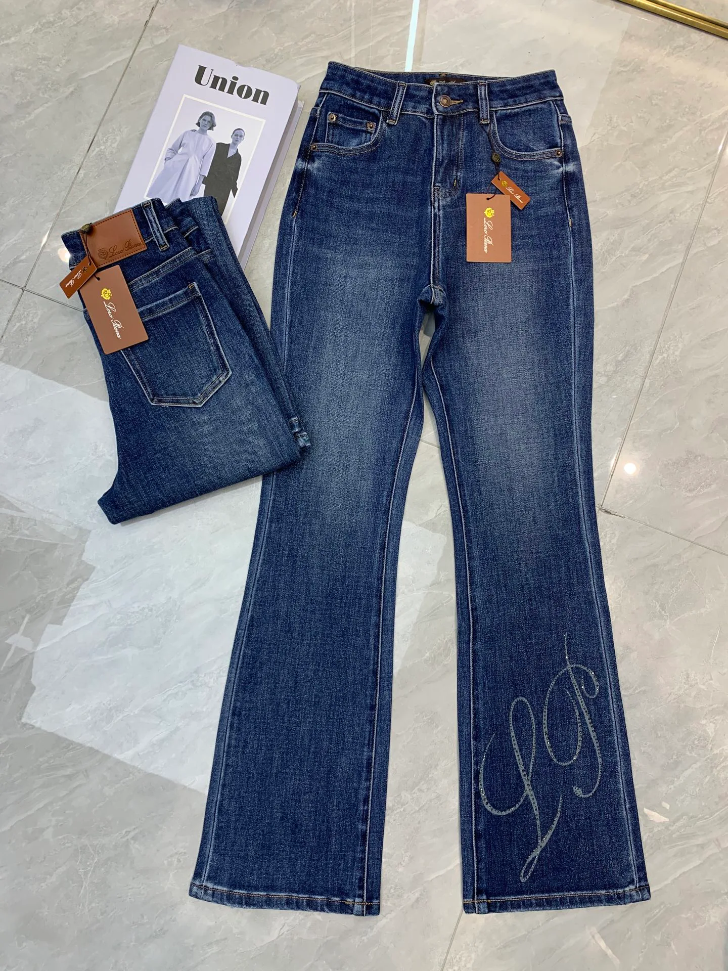 Джинсы Женские Loro Piana 10757205