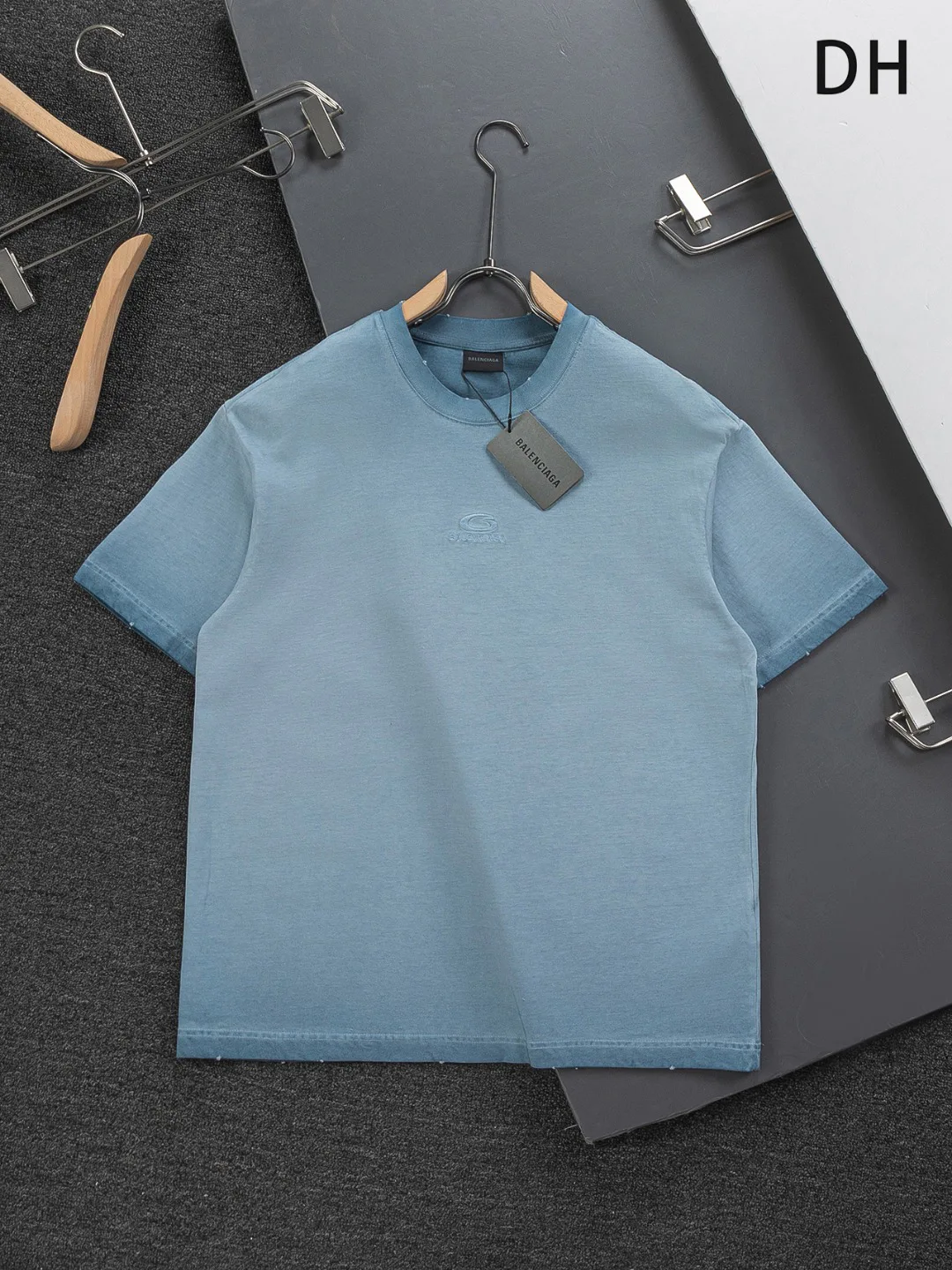 Футболки Женские Balenciaga 11409050