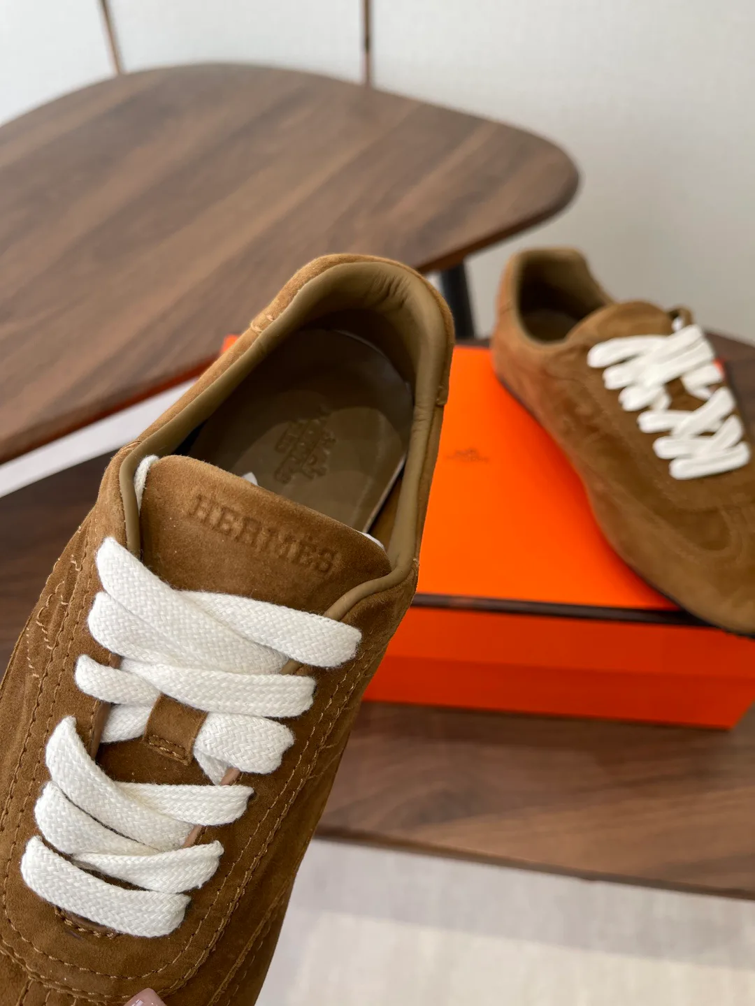 Кроссовки Женские Hermes 1284394