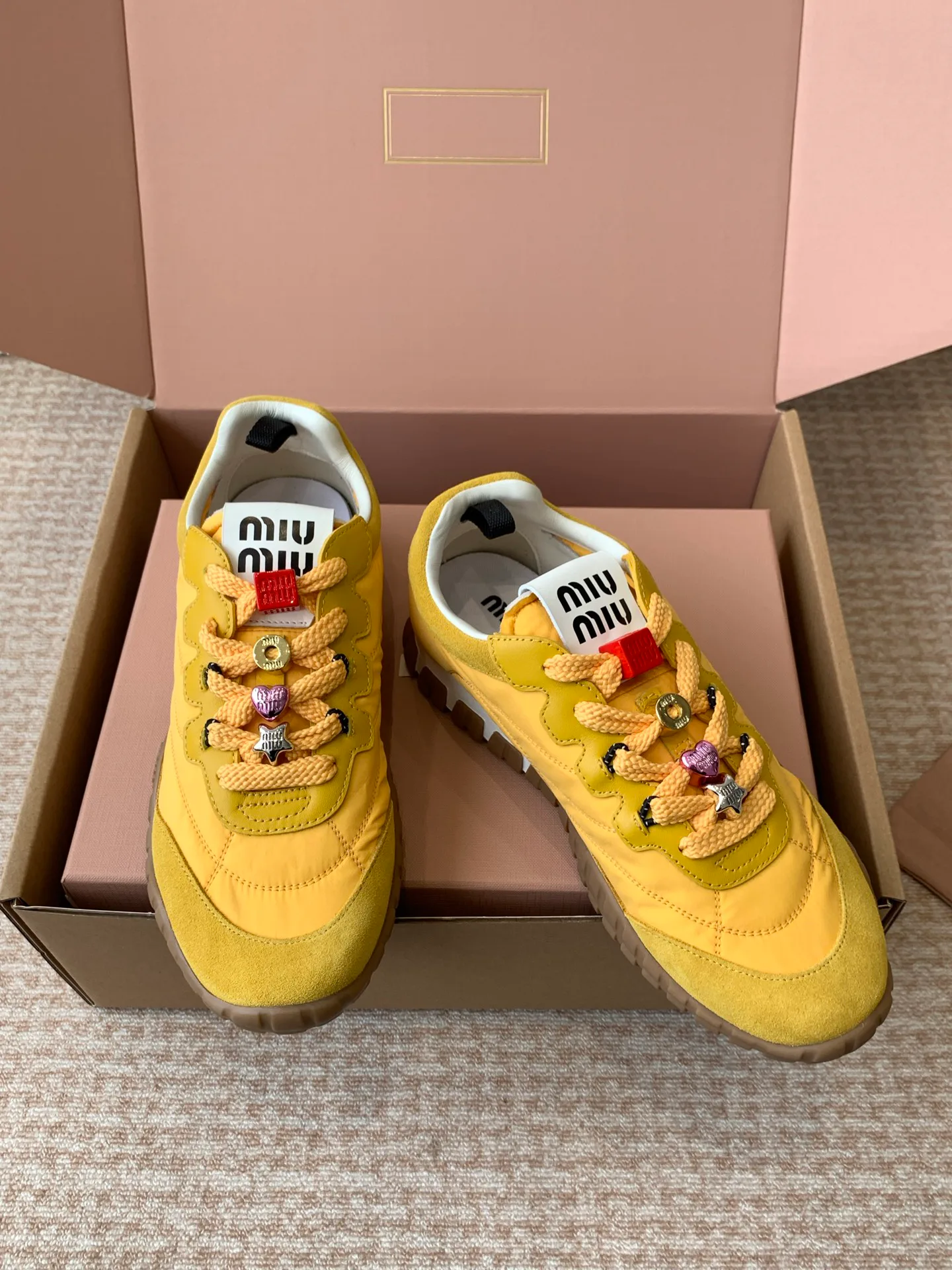 Кроссовки Женские Miu Miu 16138