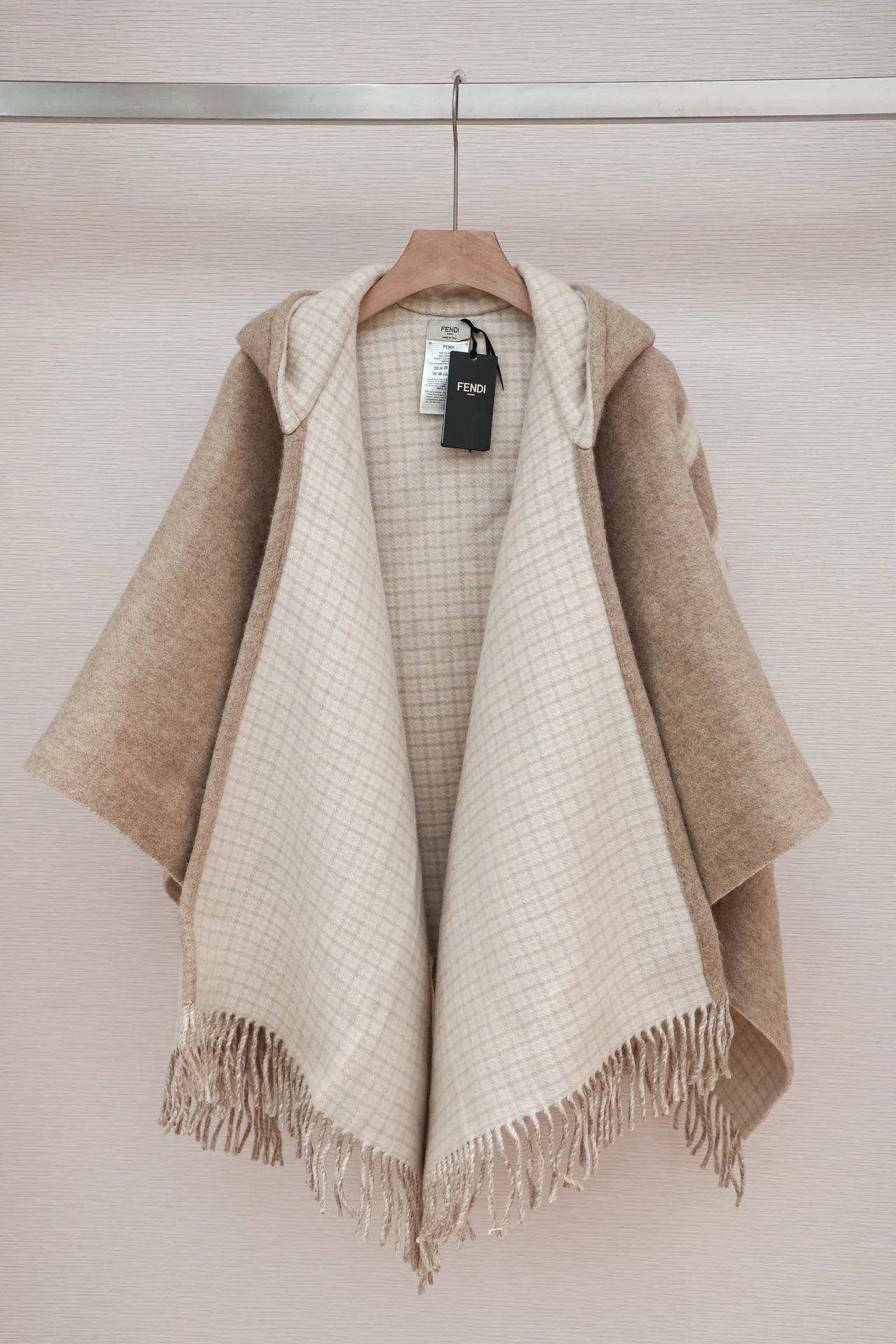 Шарфы Женские Fendi 185672