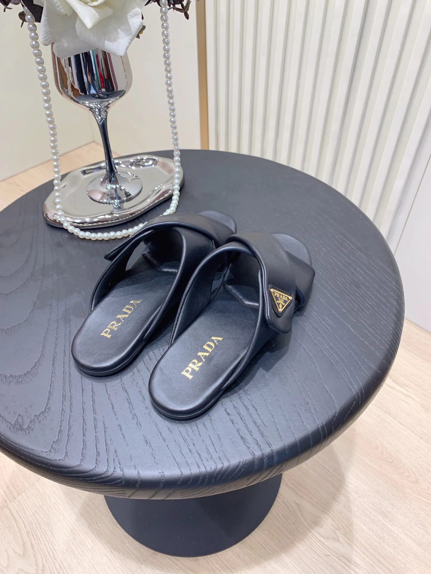 Шлепанцы Женские Prada 12725833