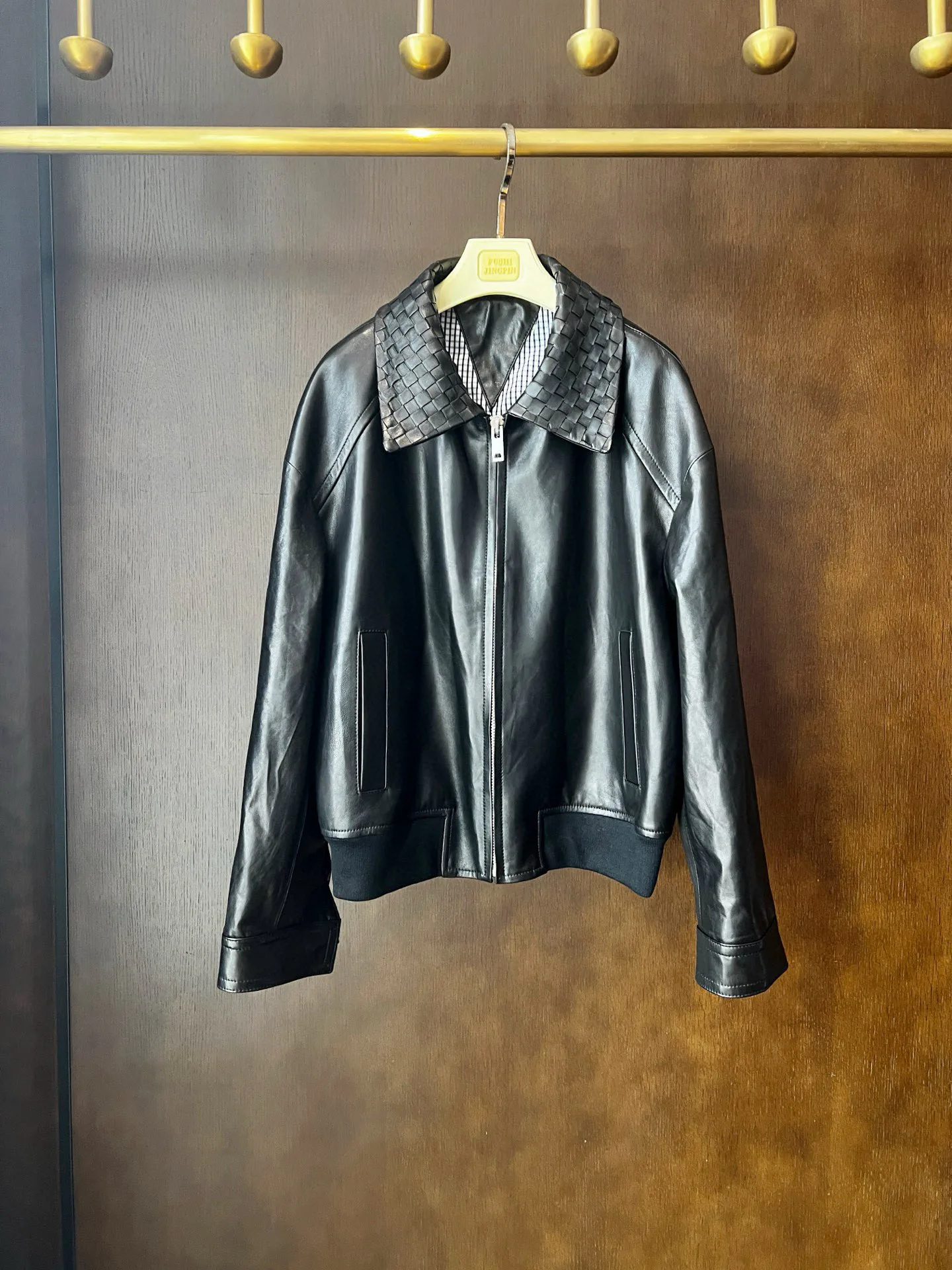 Кожаные Куртки И Дублёнки Женские Bottega Veneta 9101651