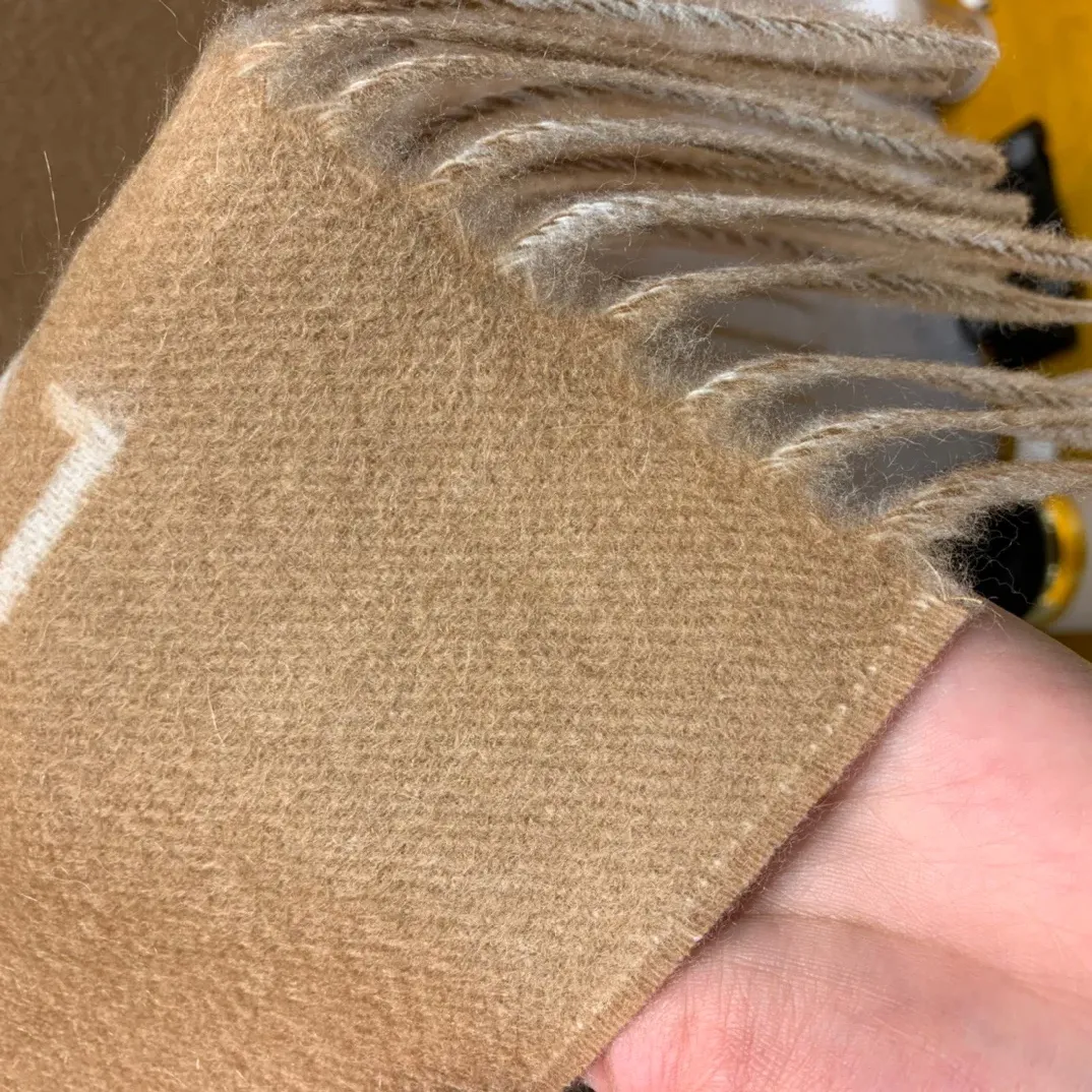 Шарфы Louis Vuitton 1383264