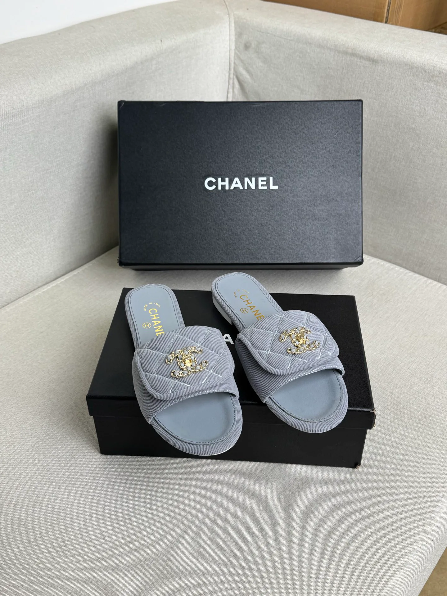 Сандалии Женские Chanel 13181138