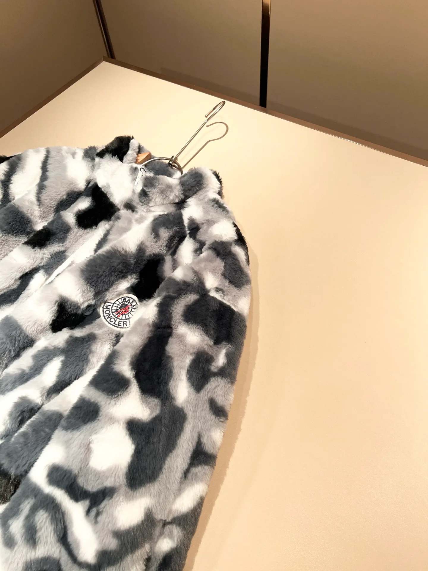 Куртки И Пуховики Мужские Moncler 869374