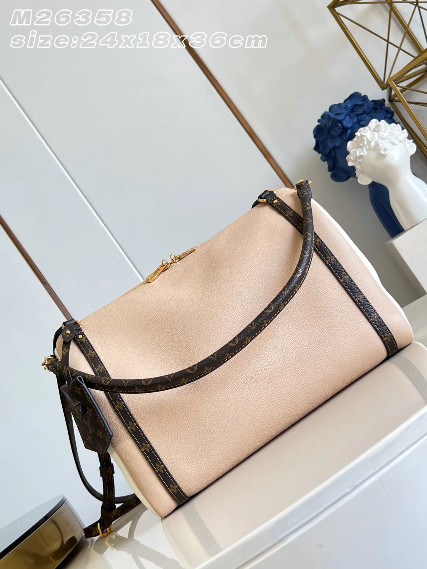 Классические Сумки Женские Louis Vuitton 17454385
