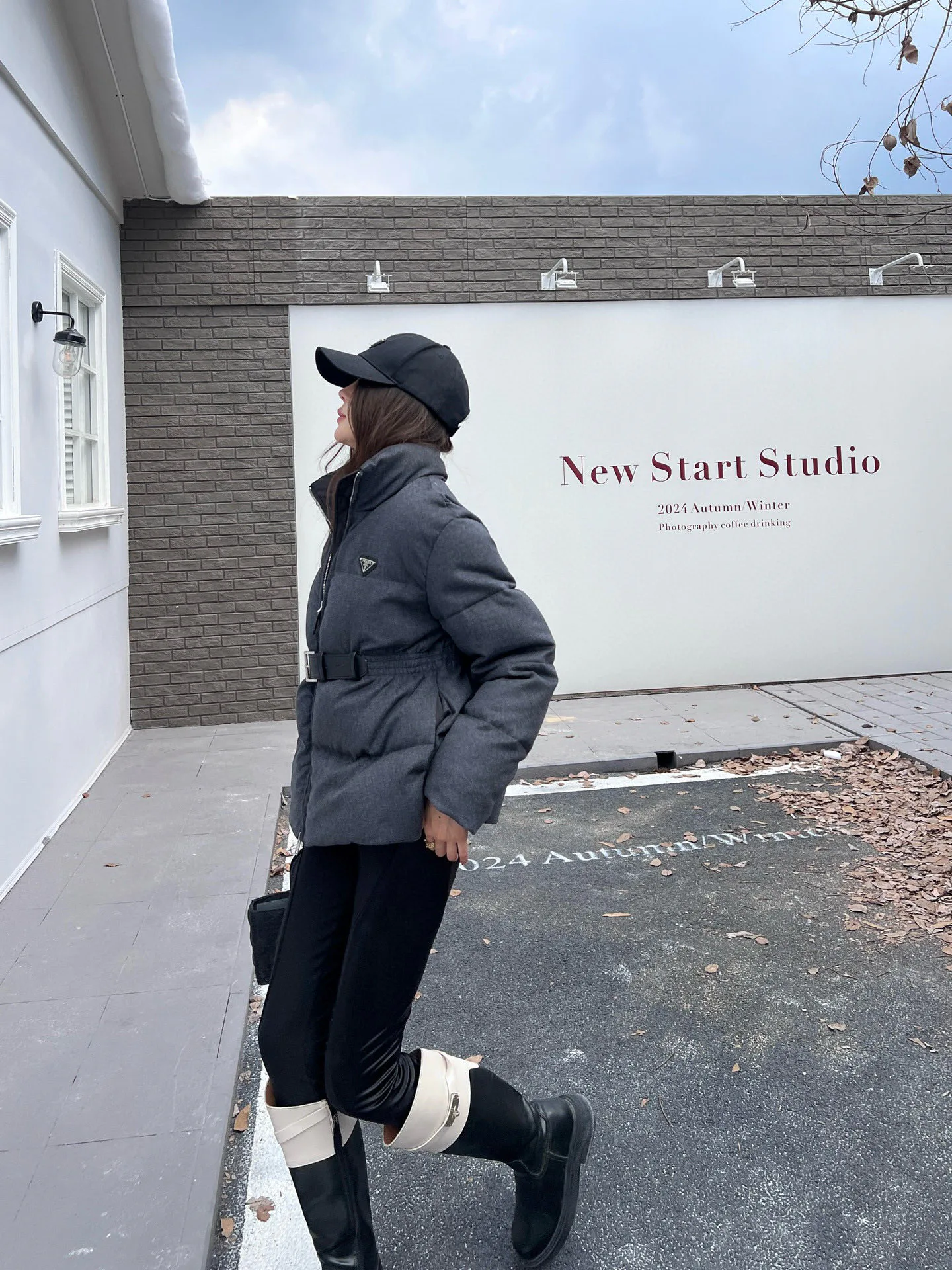 Куртки И Пуховики Женские Prada 373579