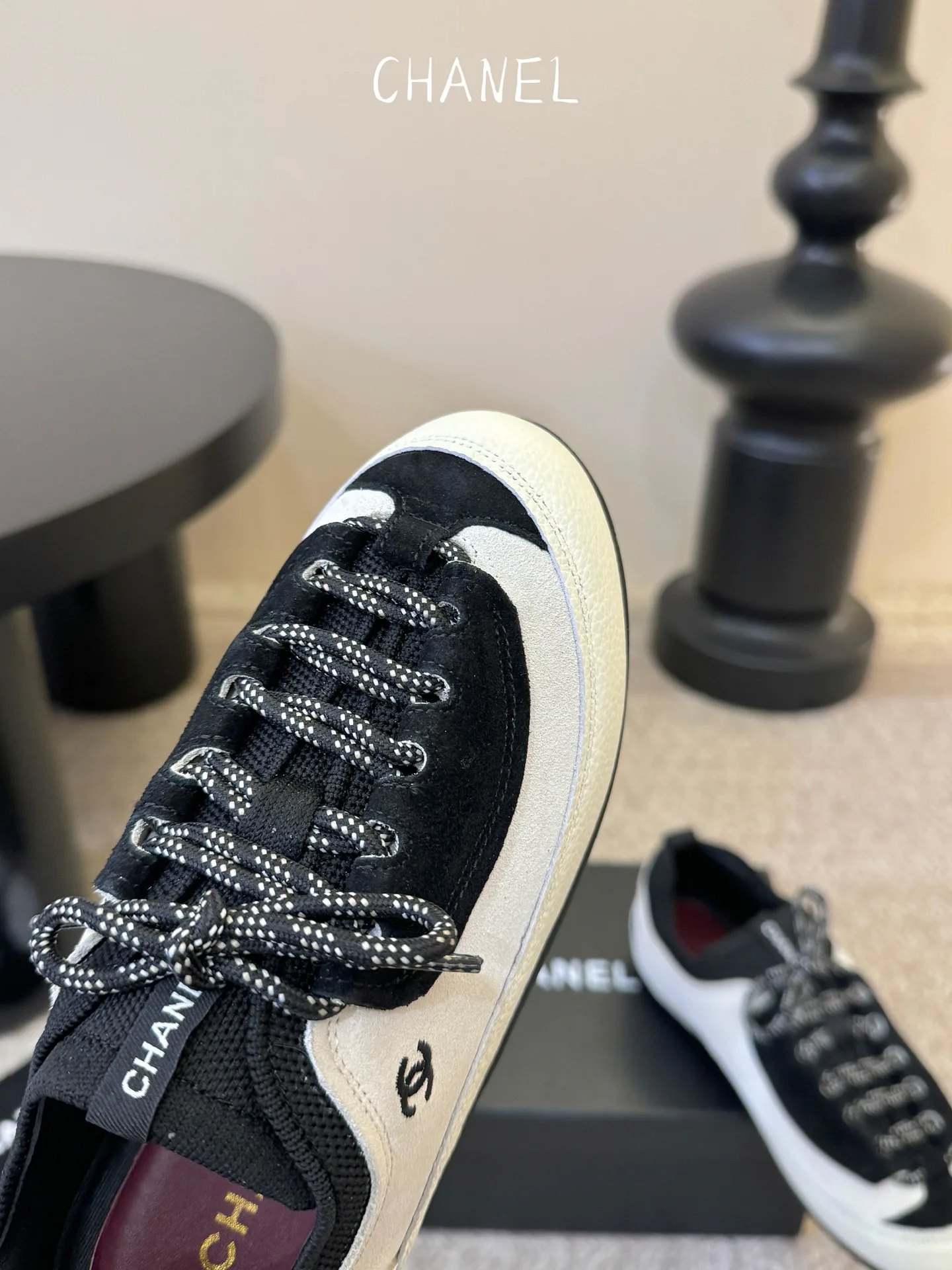 Кроссовки Женские Chanel 17978476