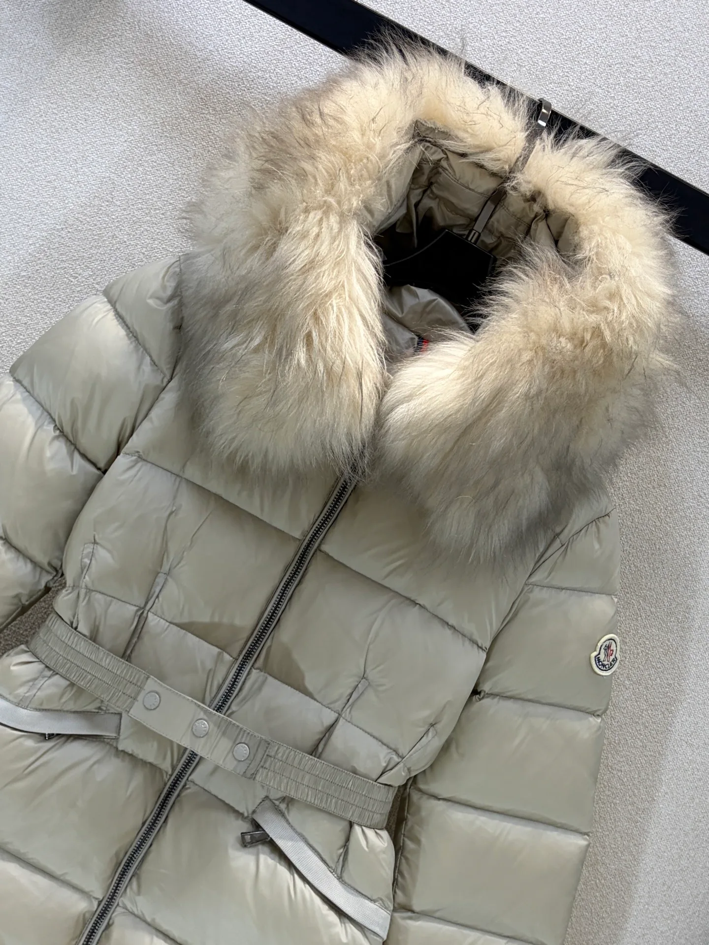 Куртки И Пуховики Женские Moncler 19004028