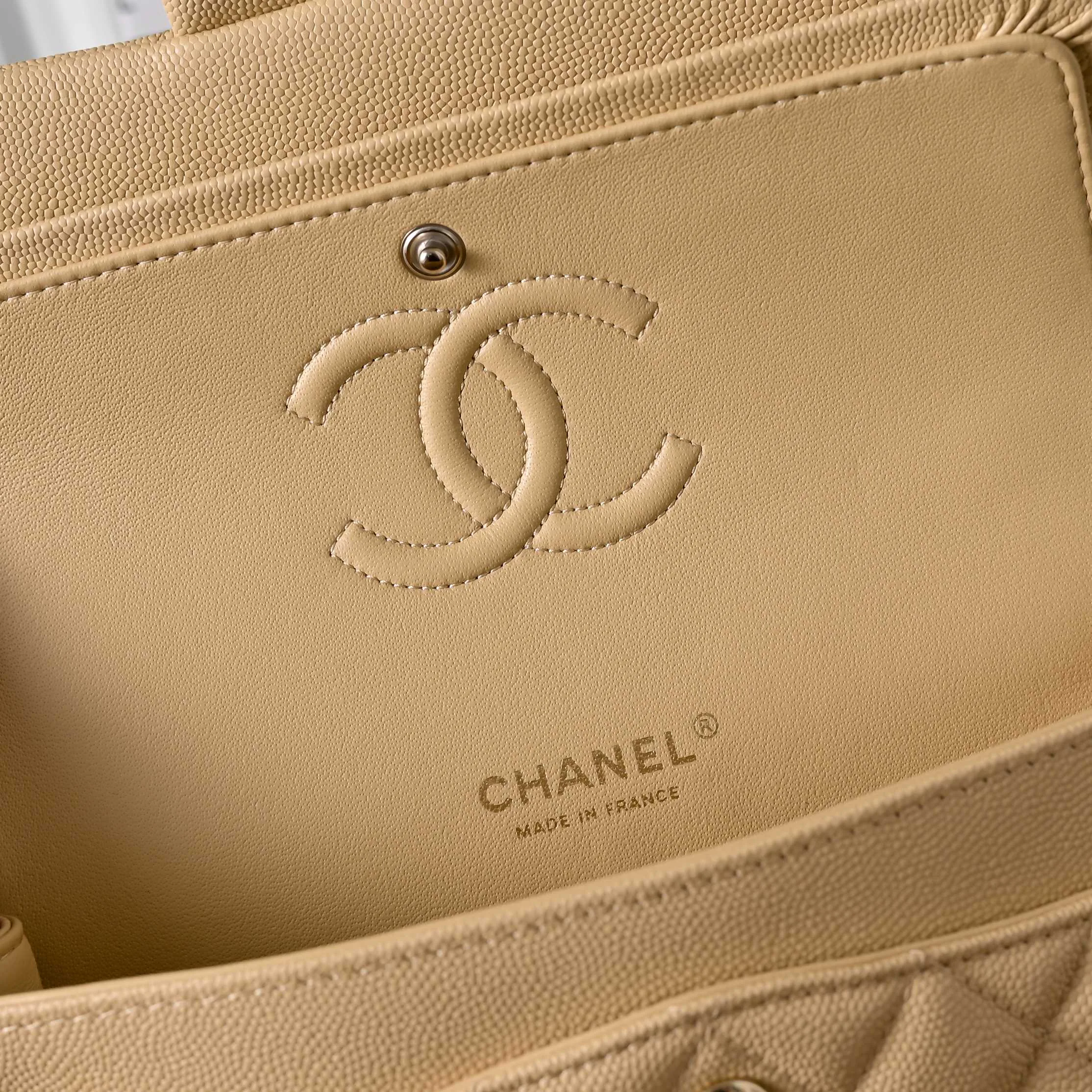Классические Сумки Женские Chanel 18147975