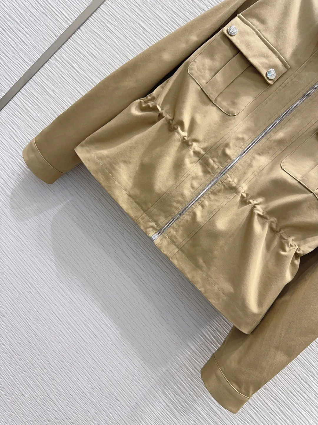 Куртки И Пуховики Женские Prada 18388682