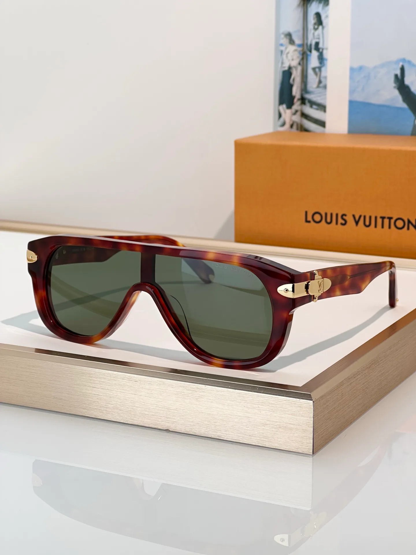 Очки Louis Vuitton 17565444