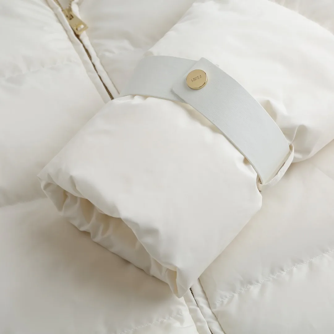 Куртки И Пуховики Женские Fendi 857515