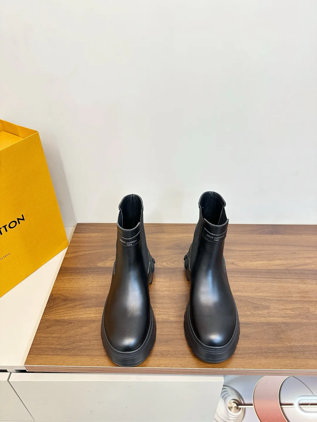 Ботинки Женские Louis Vuitton 1468757