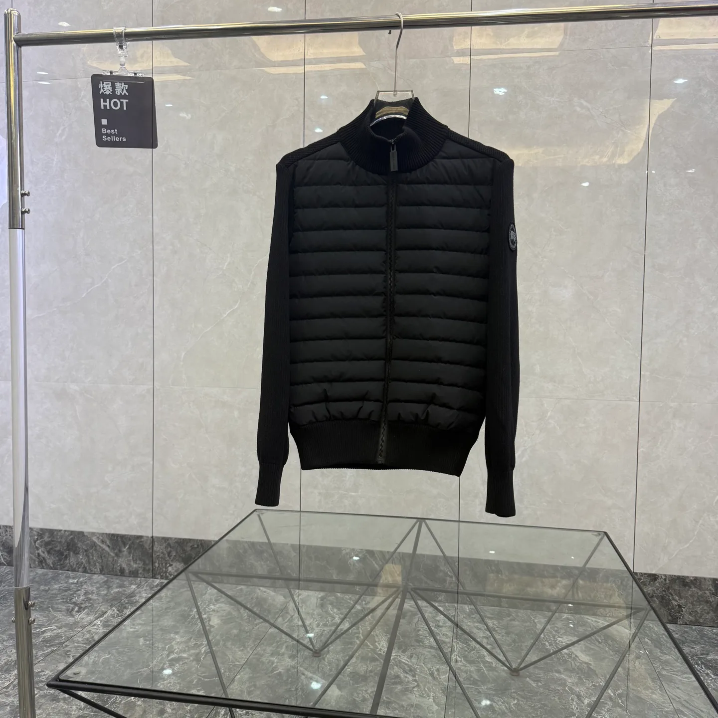 Куртки И Пуховики Женские Canada Goose 18615394