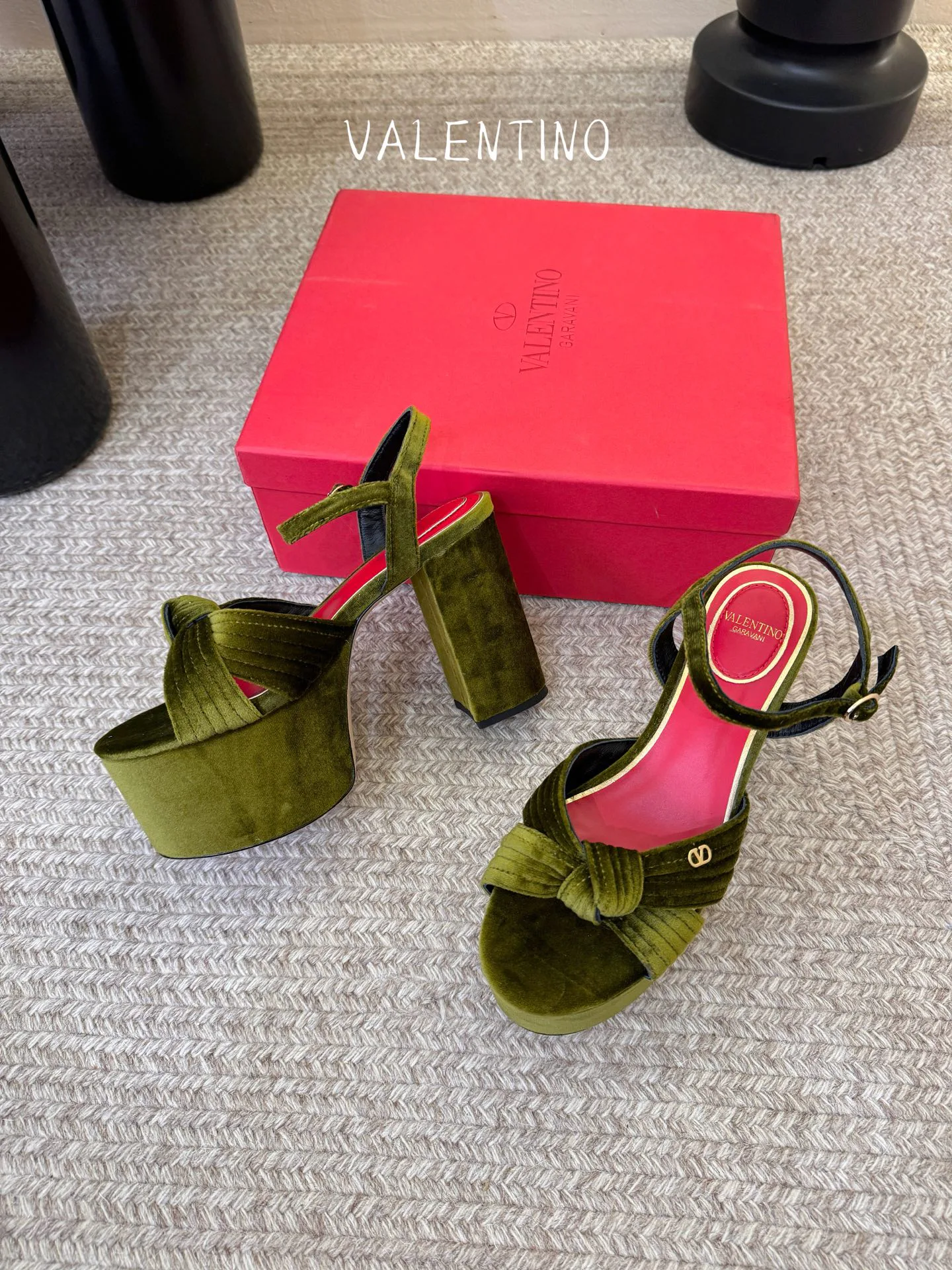 Босоножки Женские Valentino 14573335