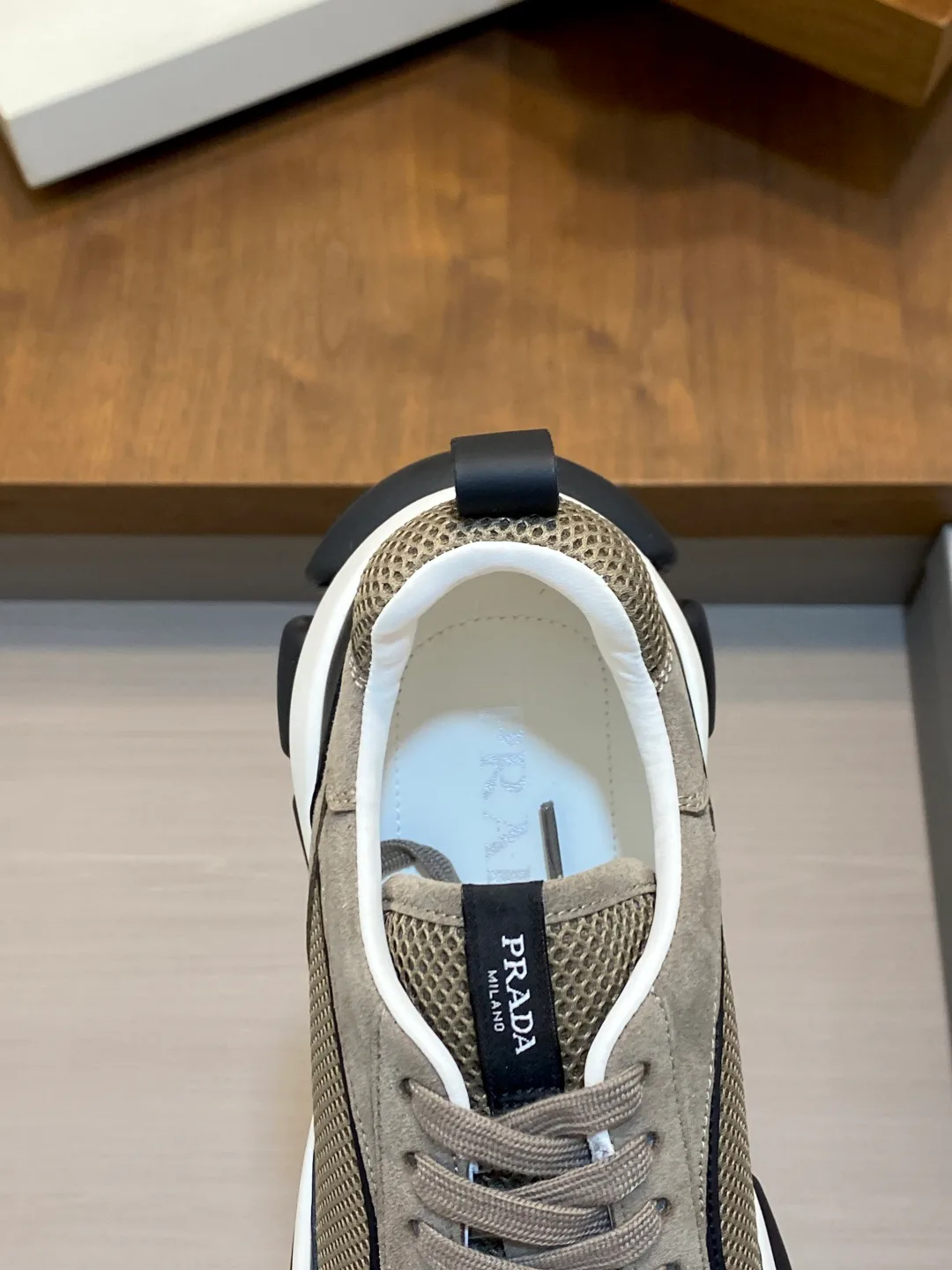 Кроссовки Мужские Prada 18055232