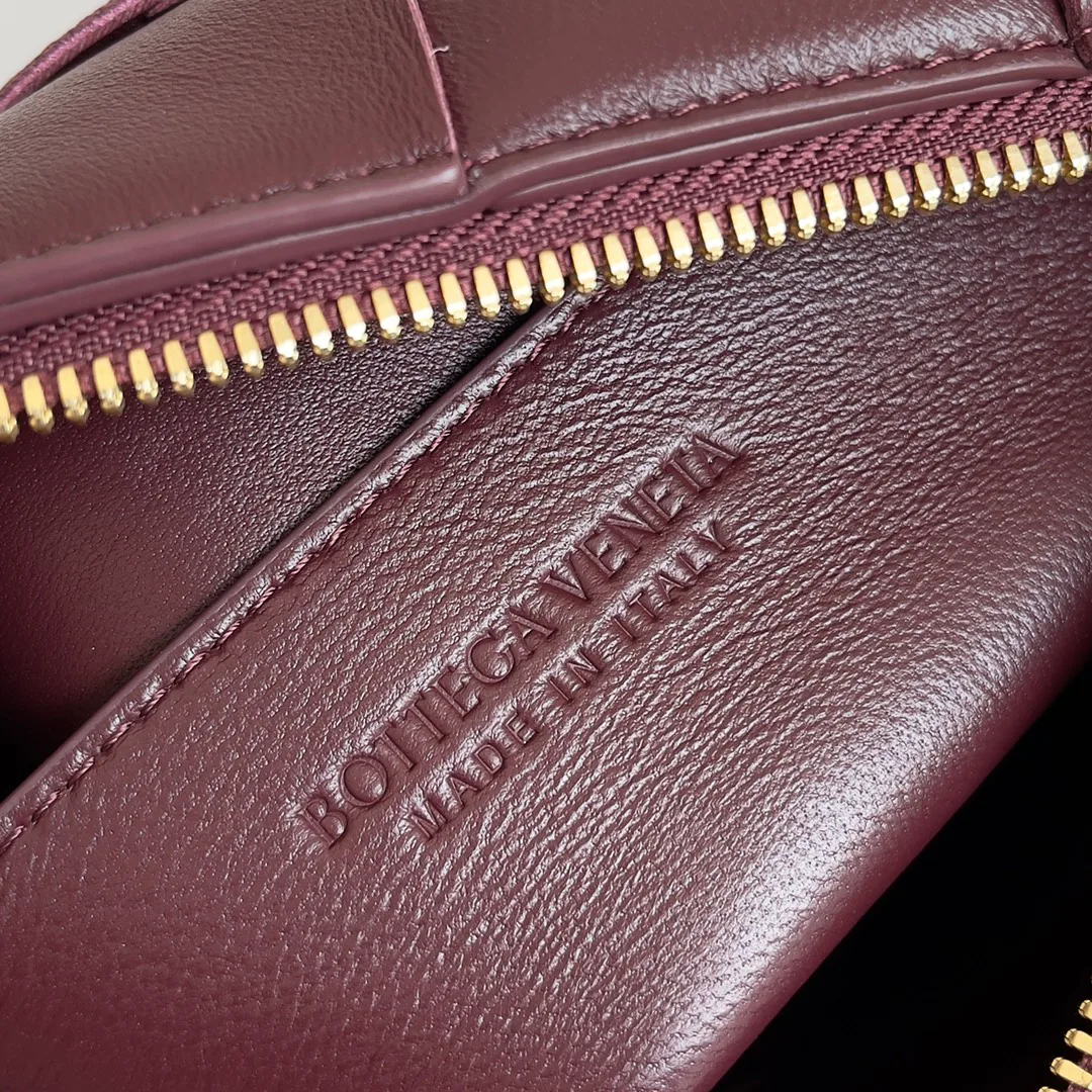 Сумки На Ремне Женские Bottega Veneta 18161086