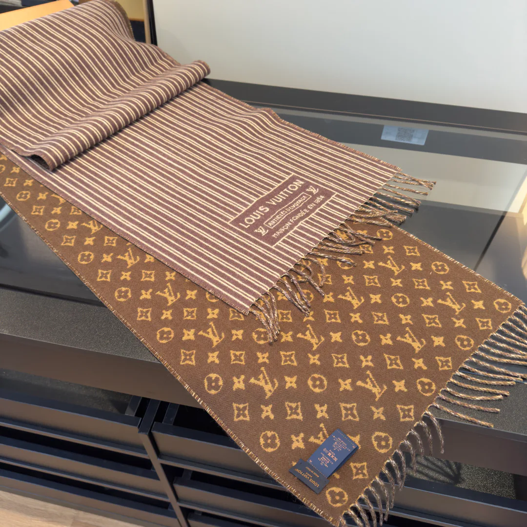 Шарфы Louis Vuitton 1303450