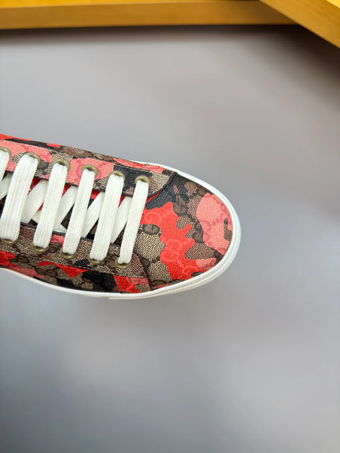 Кеды Женские Gucci 11702491