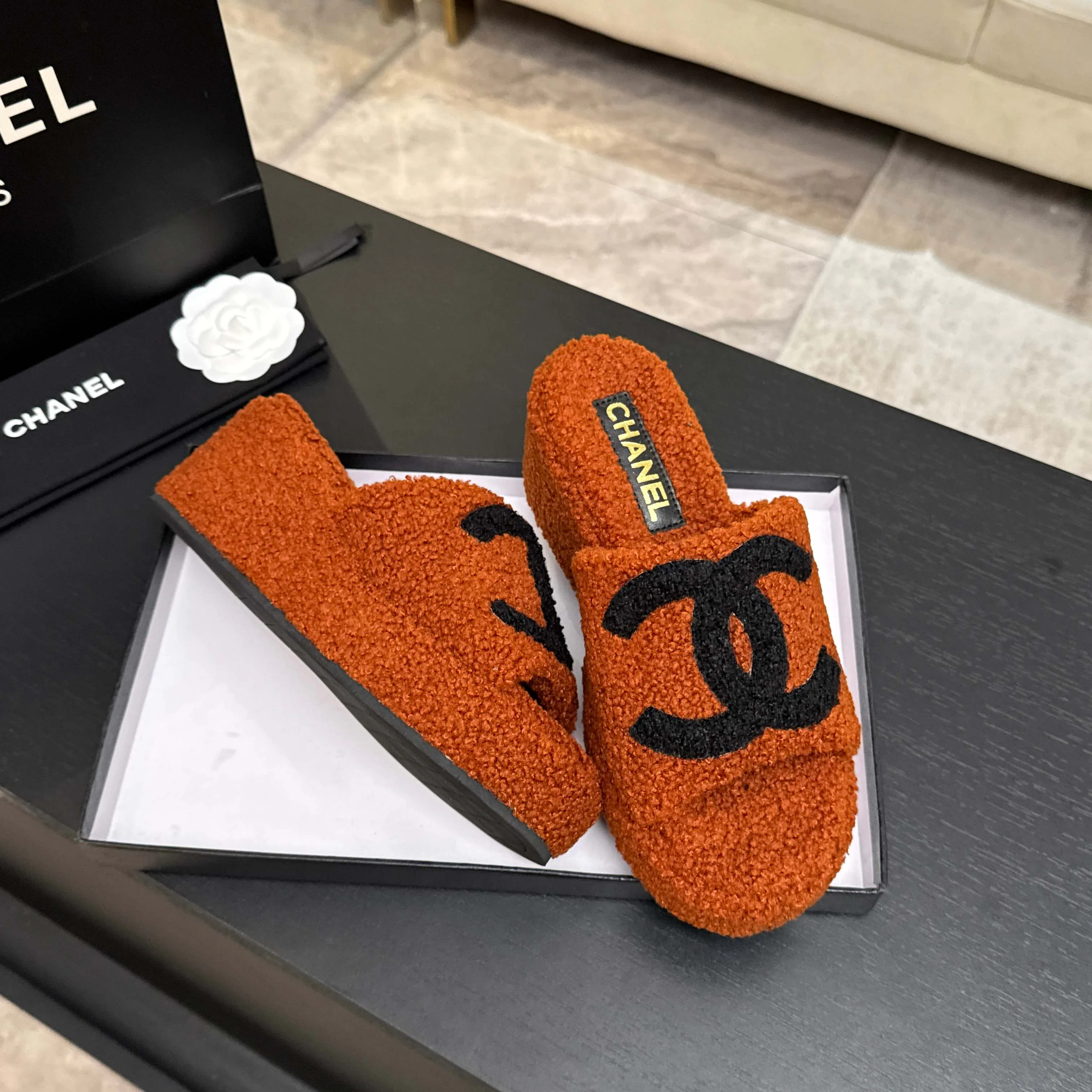 Тапочки Женские Chanel 18501002
