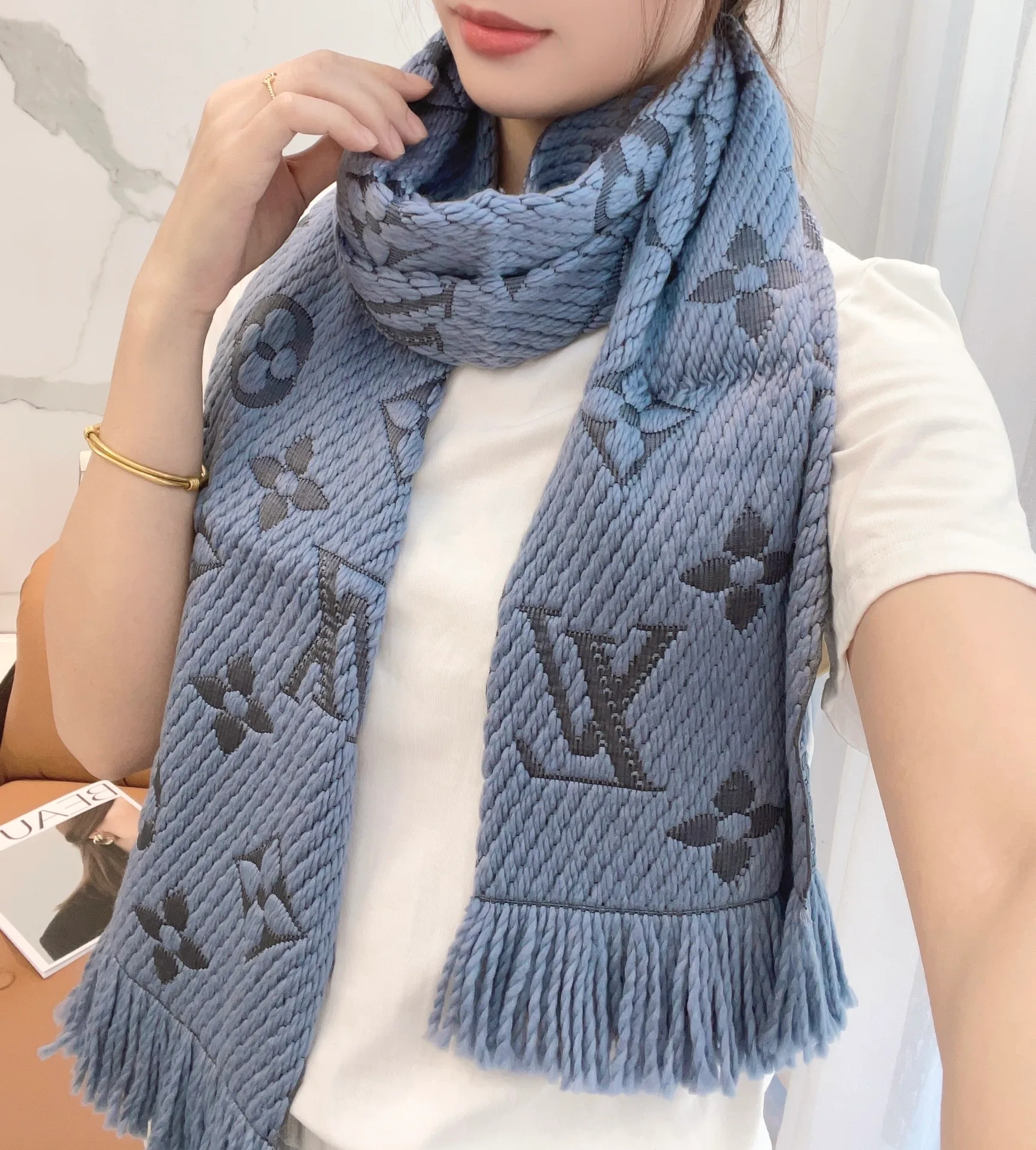 Шарфы Louis Vuitton 386968