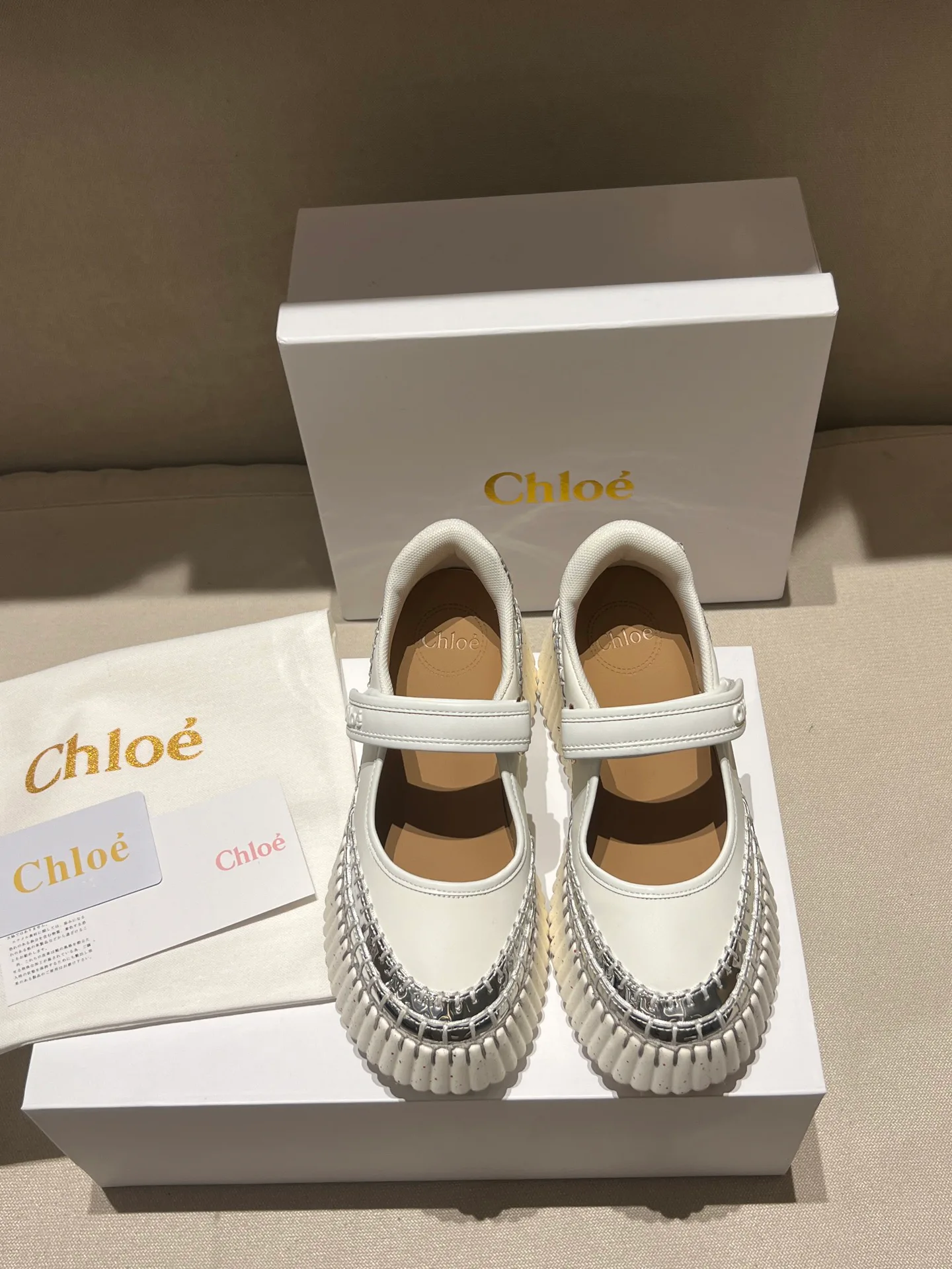 Кроссовки Женские Chloe 18020539