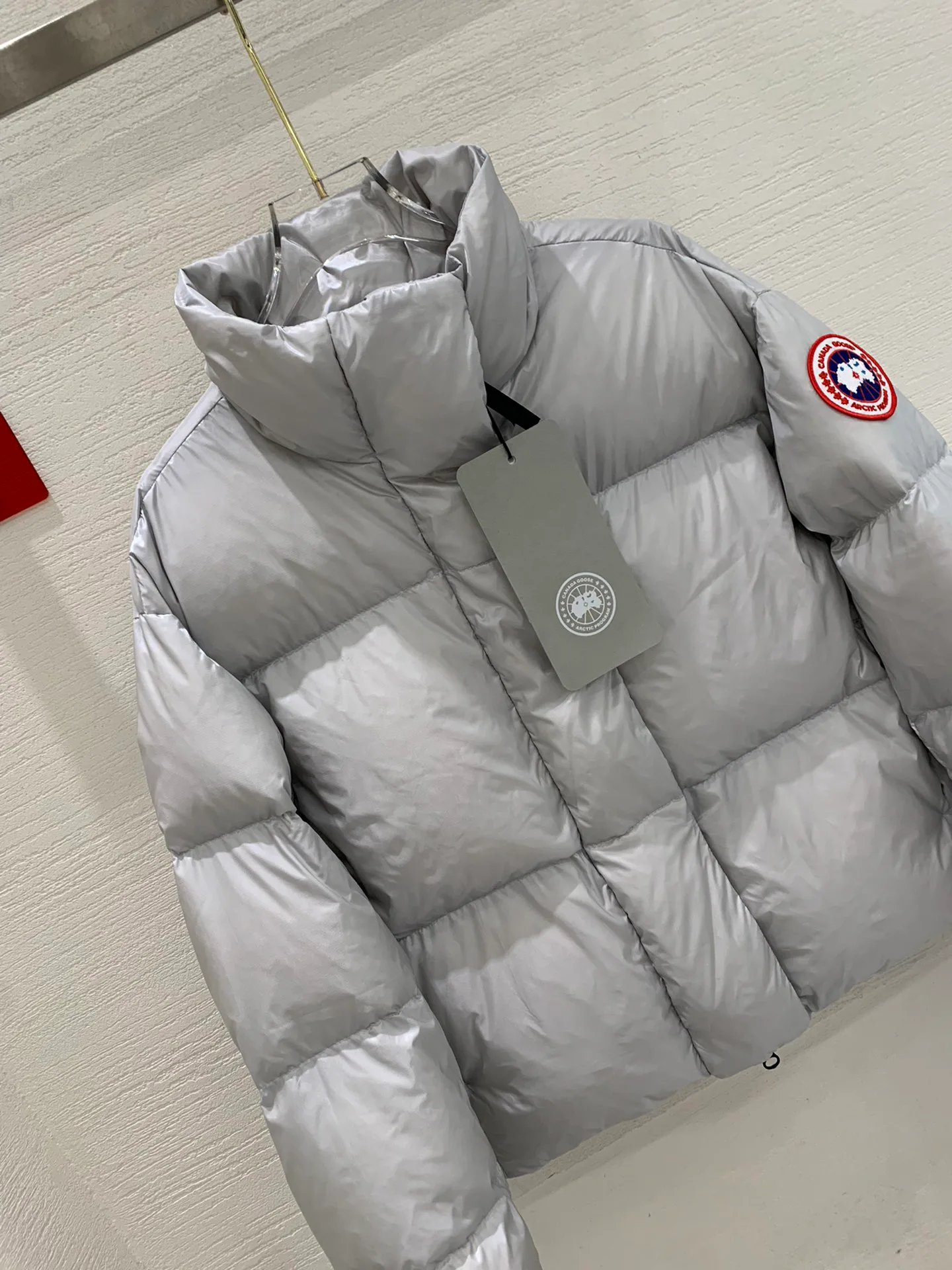 Куртки И Пуховики Женские Canada Goose 6150