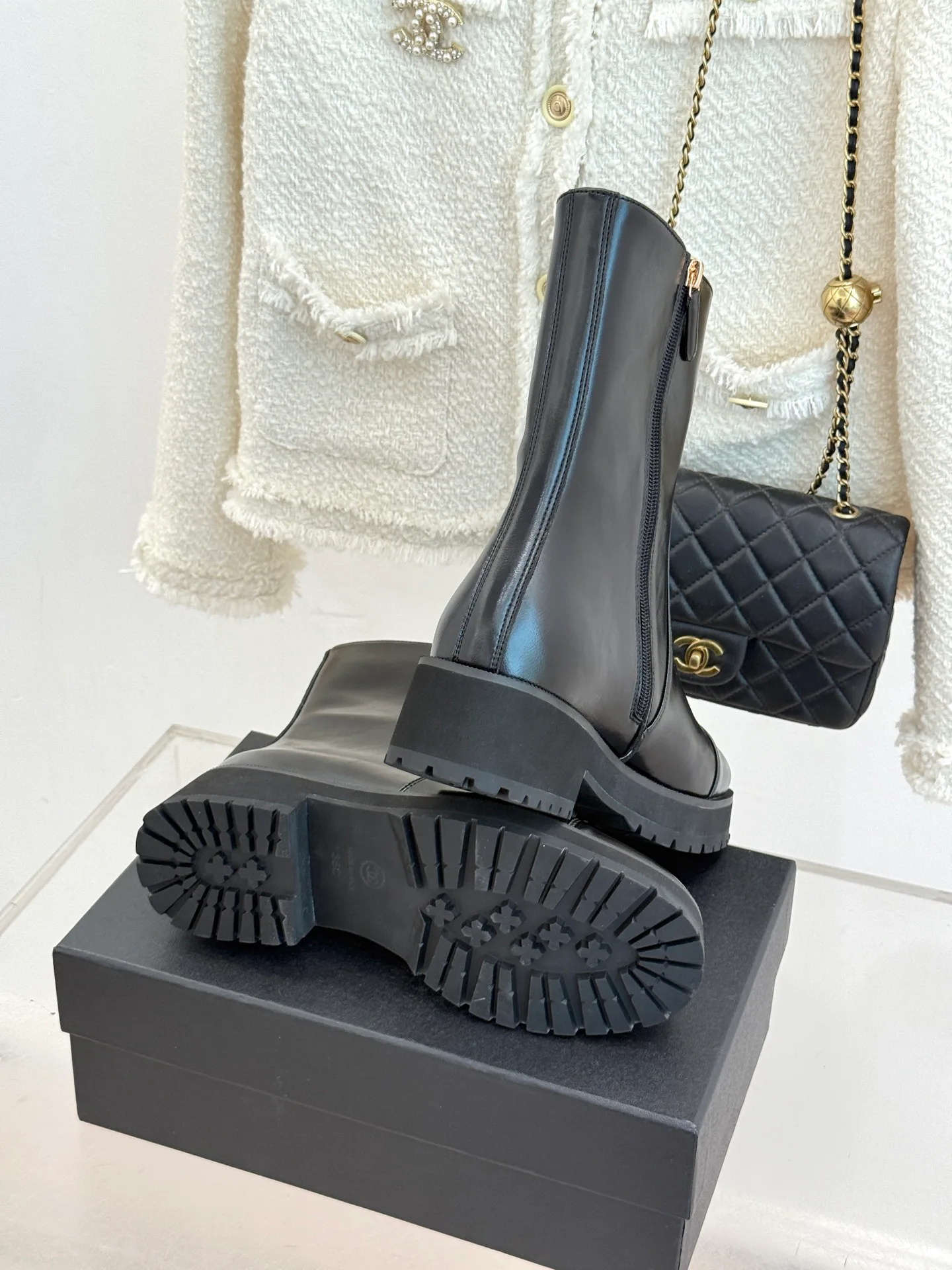 Сапоги Женские Chanel 18004024