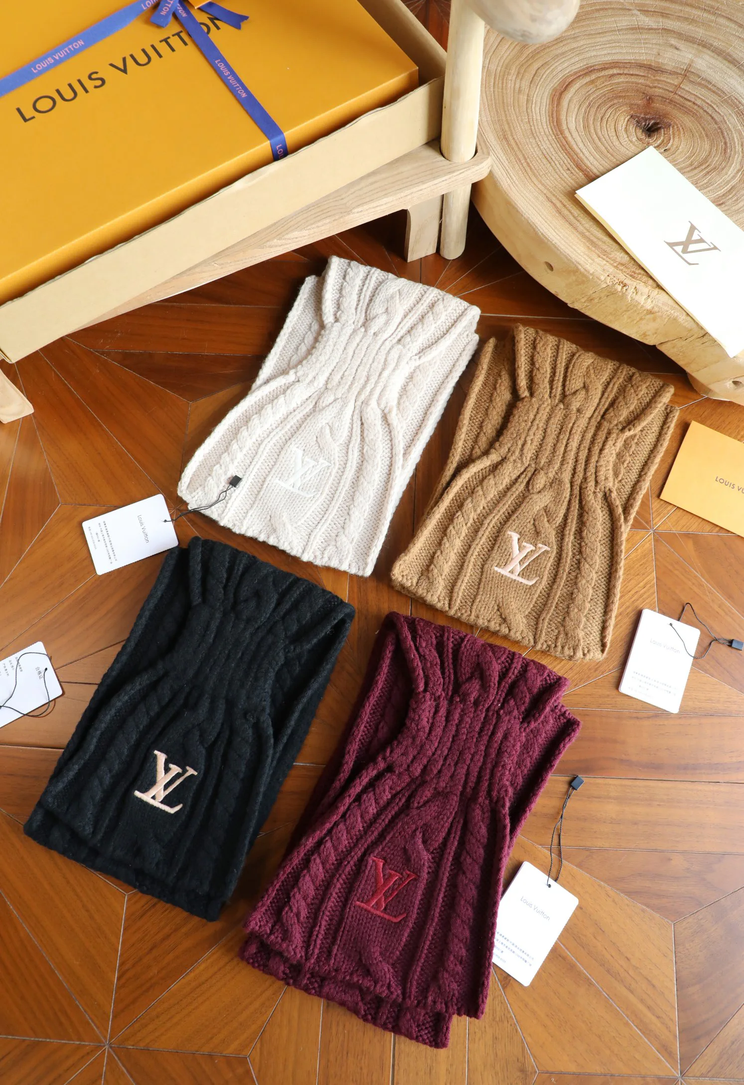 Шарфы Louis Vuitton 859978