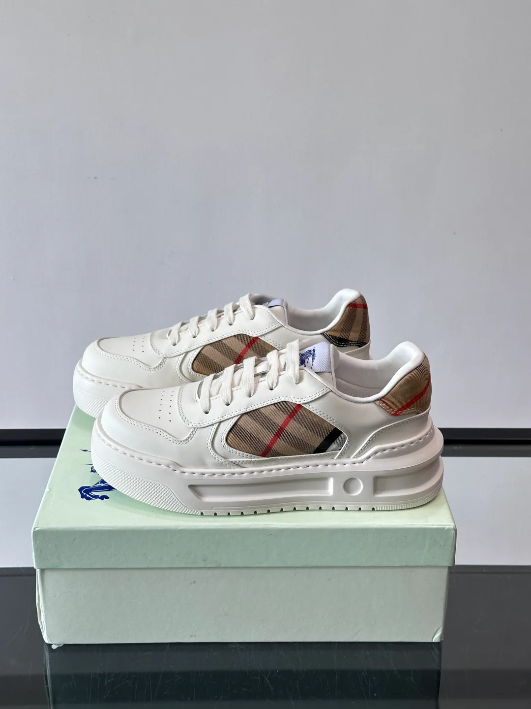 Кроссовки Мужские Burberry 10822699