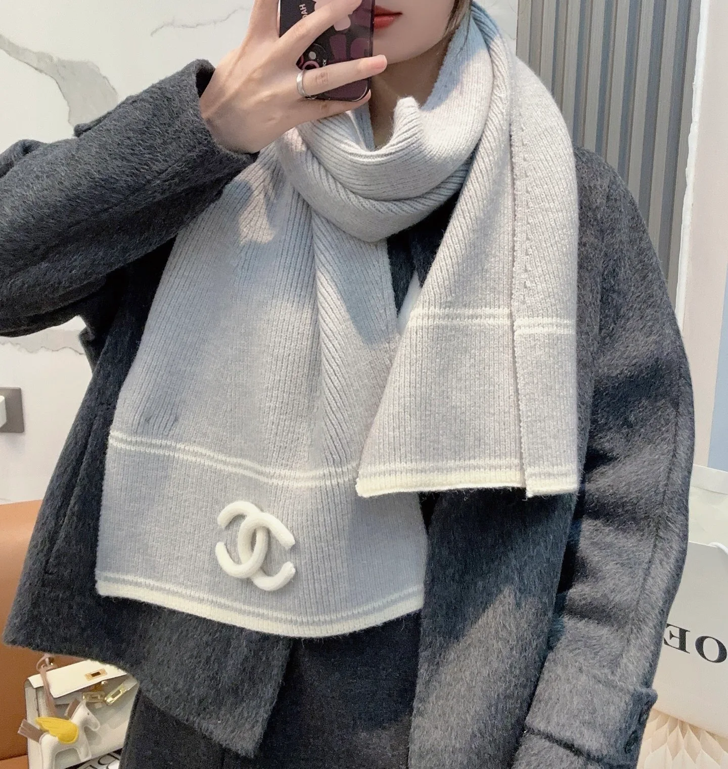 Шарфы Chanel 18105414