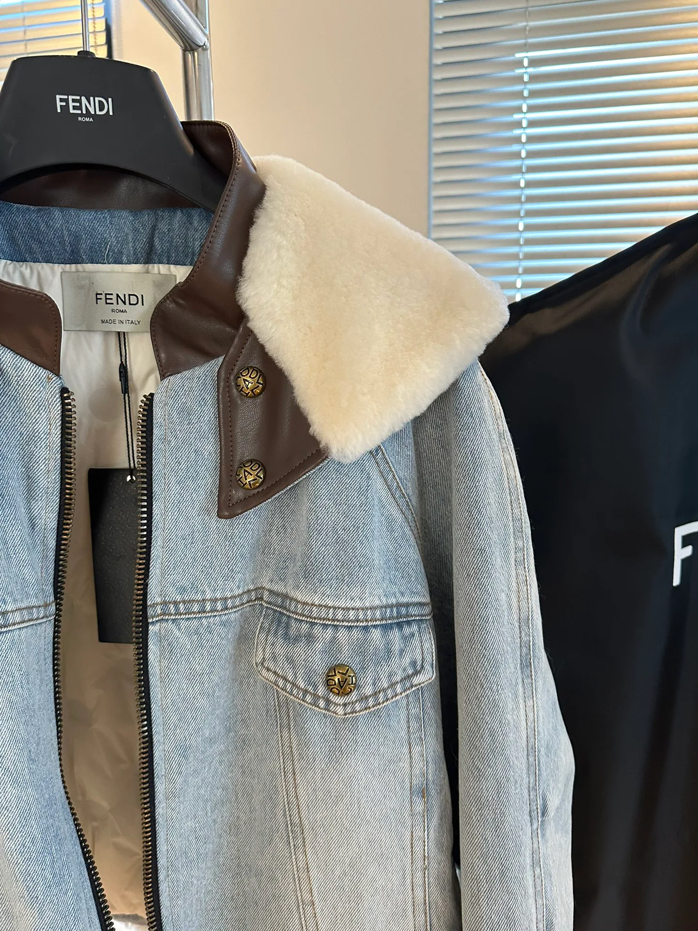 Шубы Женские Fendi 5051184