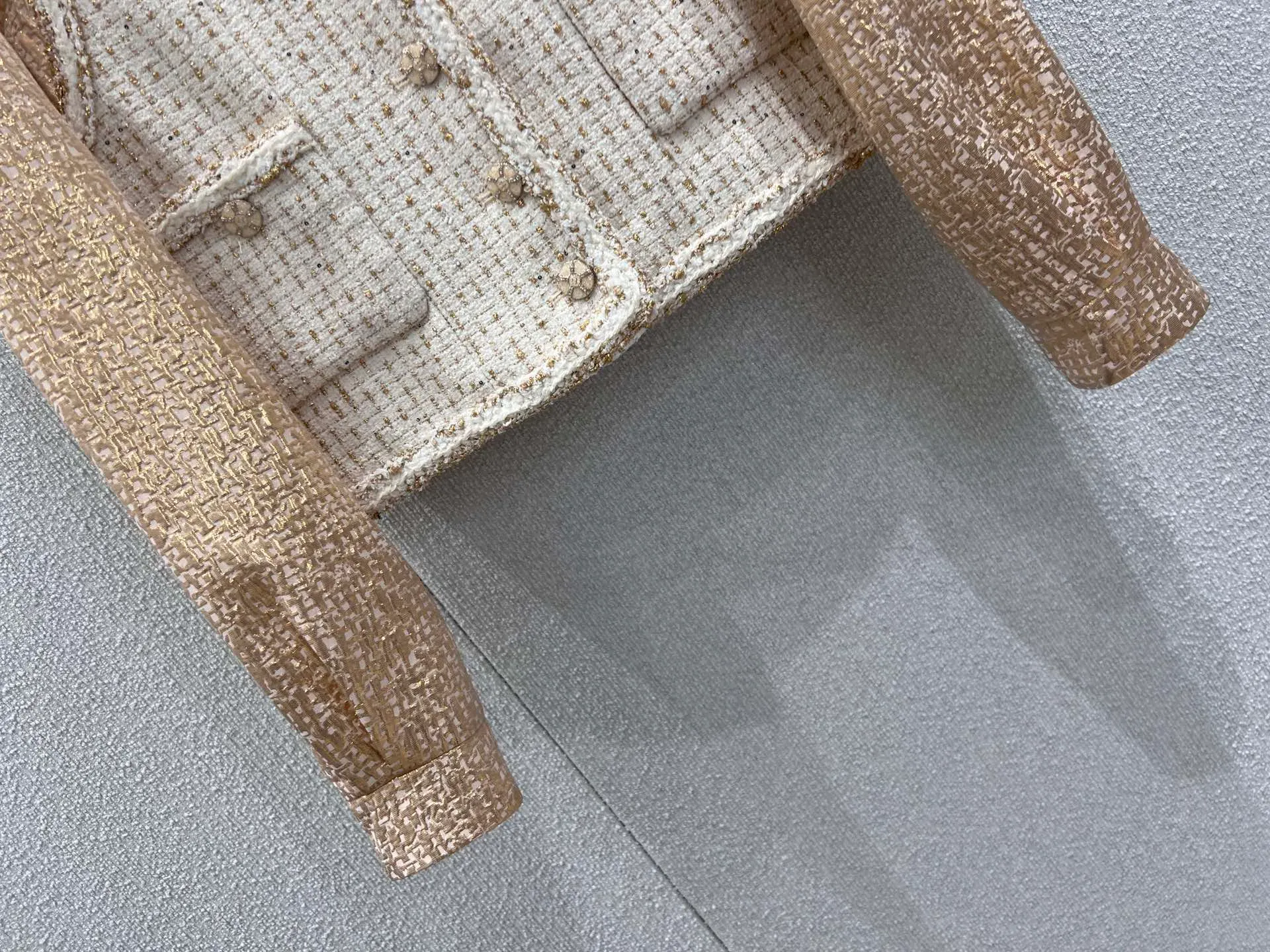 Куртки И Пуховики Женские Chanel 1828259