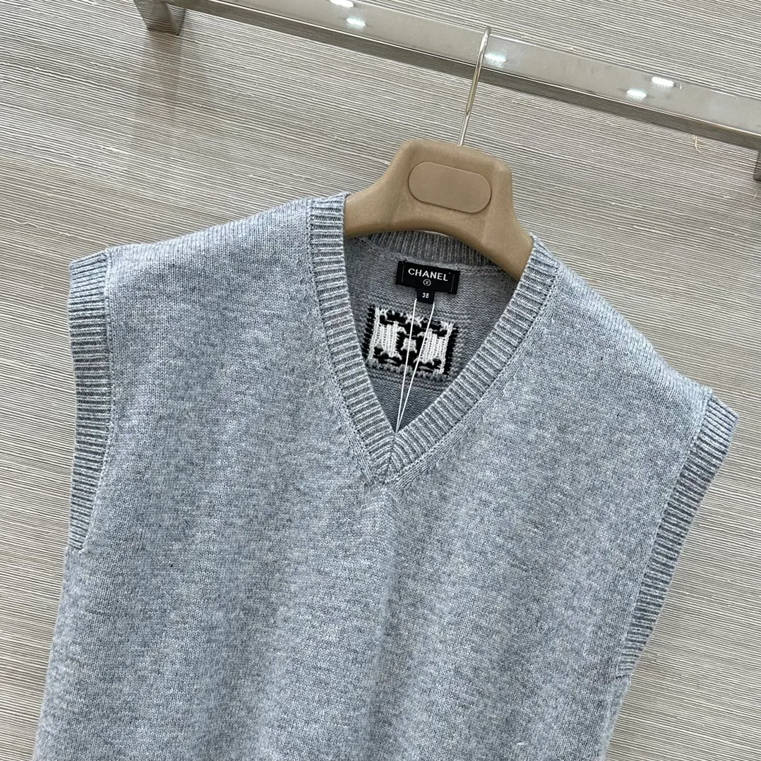 Жилеты Женские Chanel 3446676